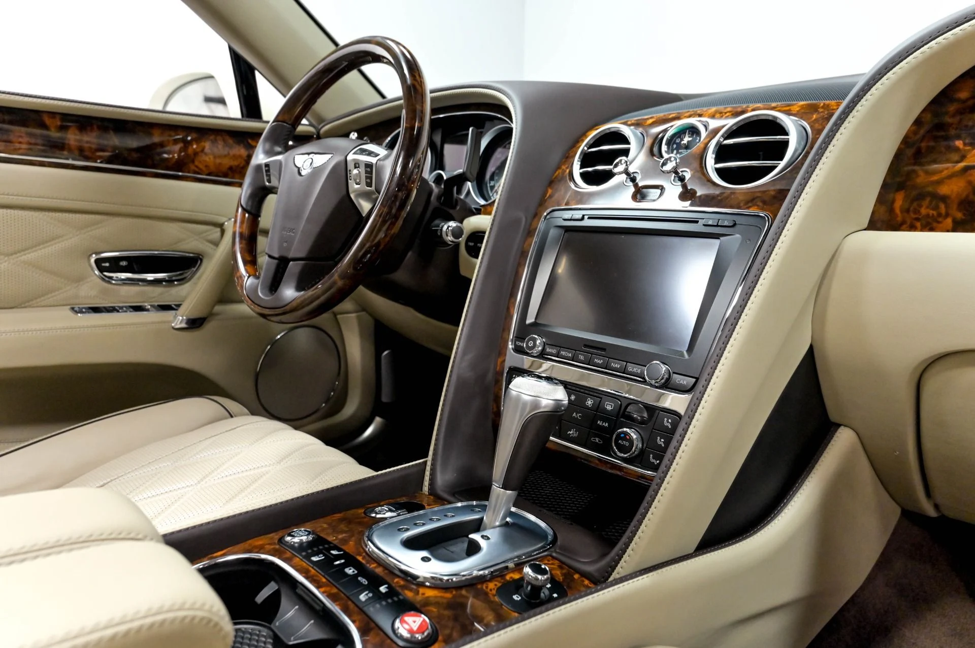 mph031_3866303140_Used_2015_Bentley_Flying_Spur_W12_1784214578_80875ec98e