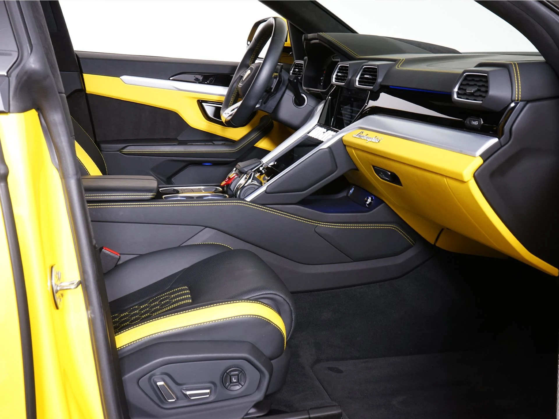 mph031_3870250900_5f774418cd0afa6ff1cb011b552cc066x_3e848ed33b