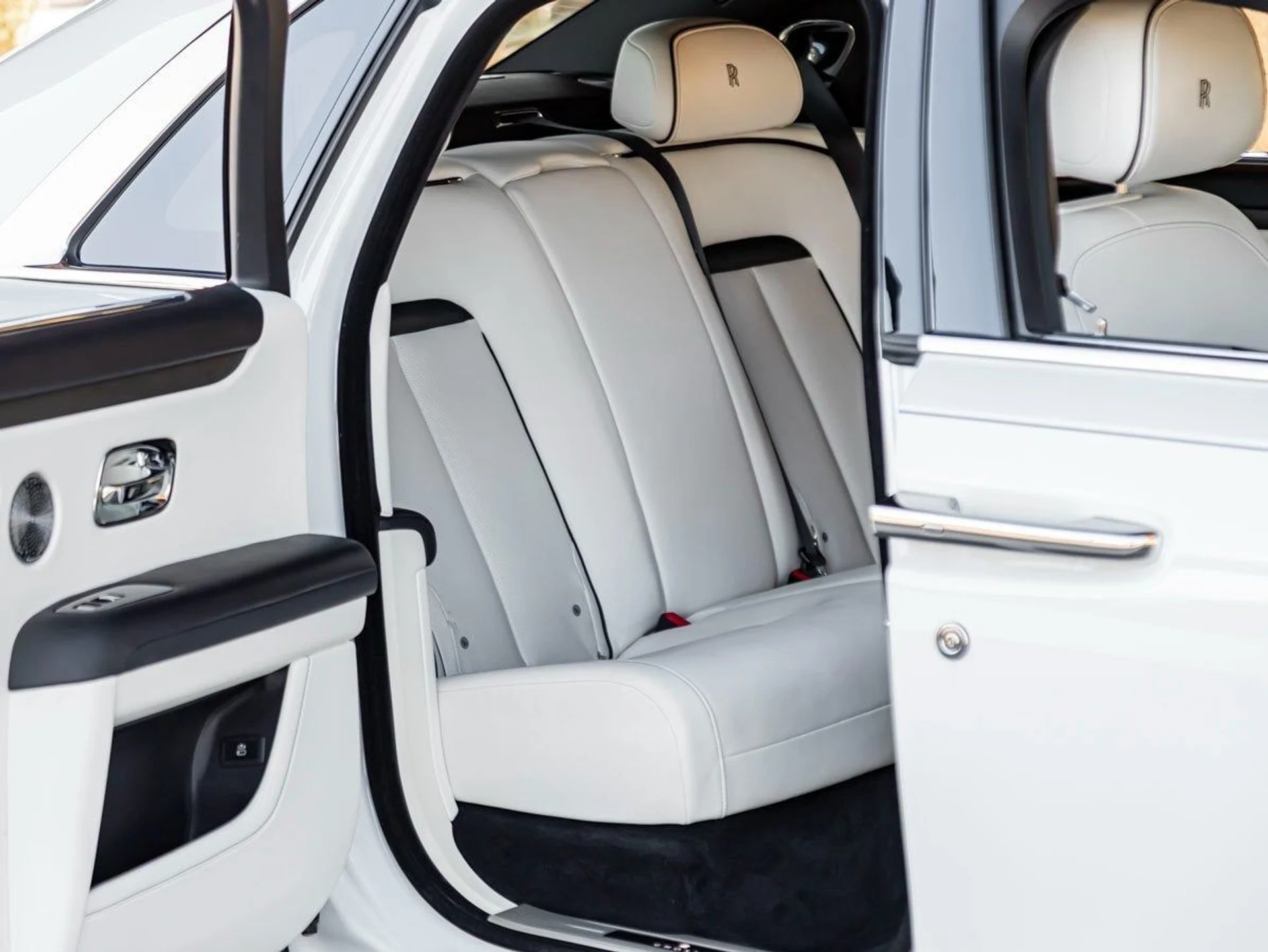 mph031_3874609802_32_3d087003c2