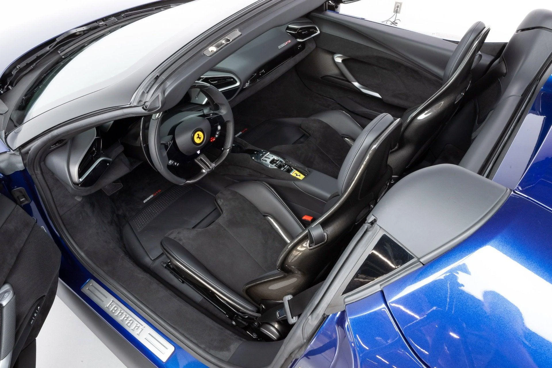 mph031_3875465331_Used_2023_Ferrari_296_GTS_1777368557_11c117ab2f