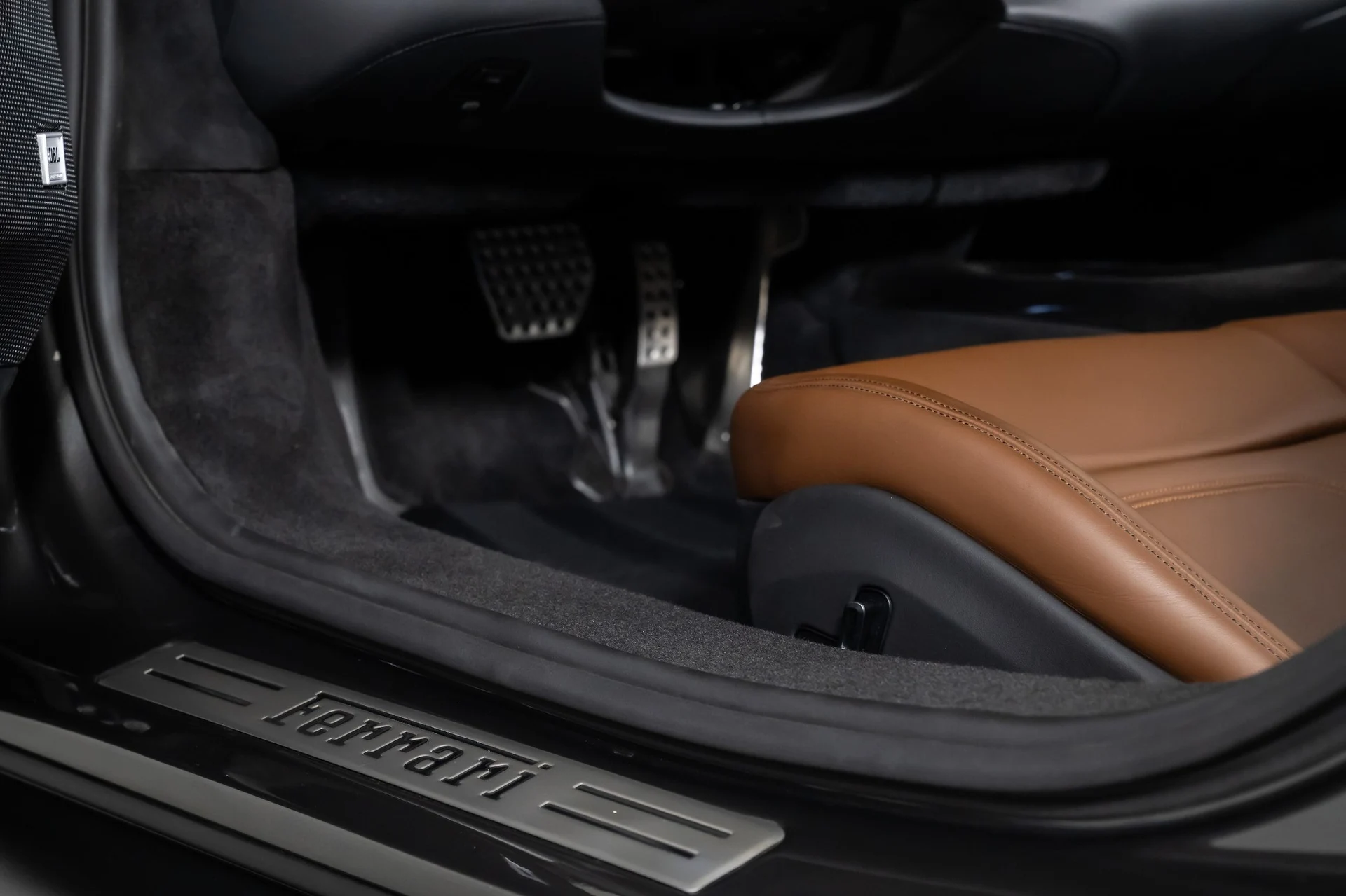 mph031_3892729843_276d39752d514bee843d3c3a004378a9_10c31af0f7