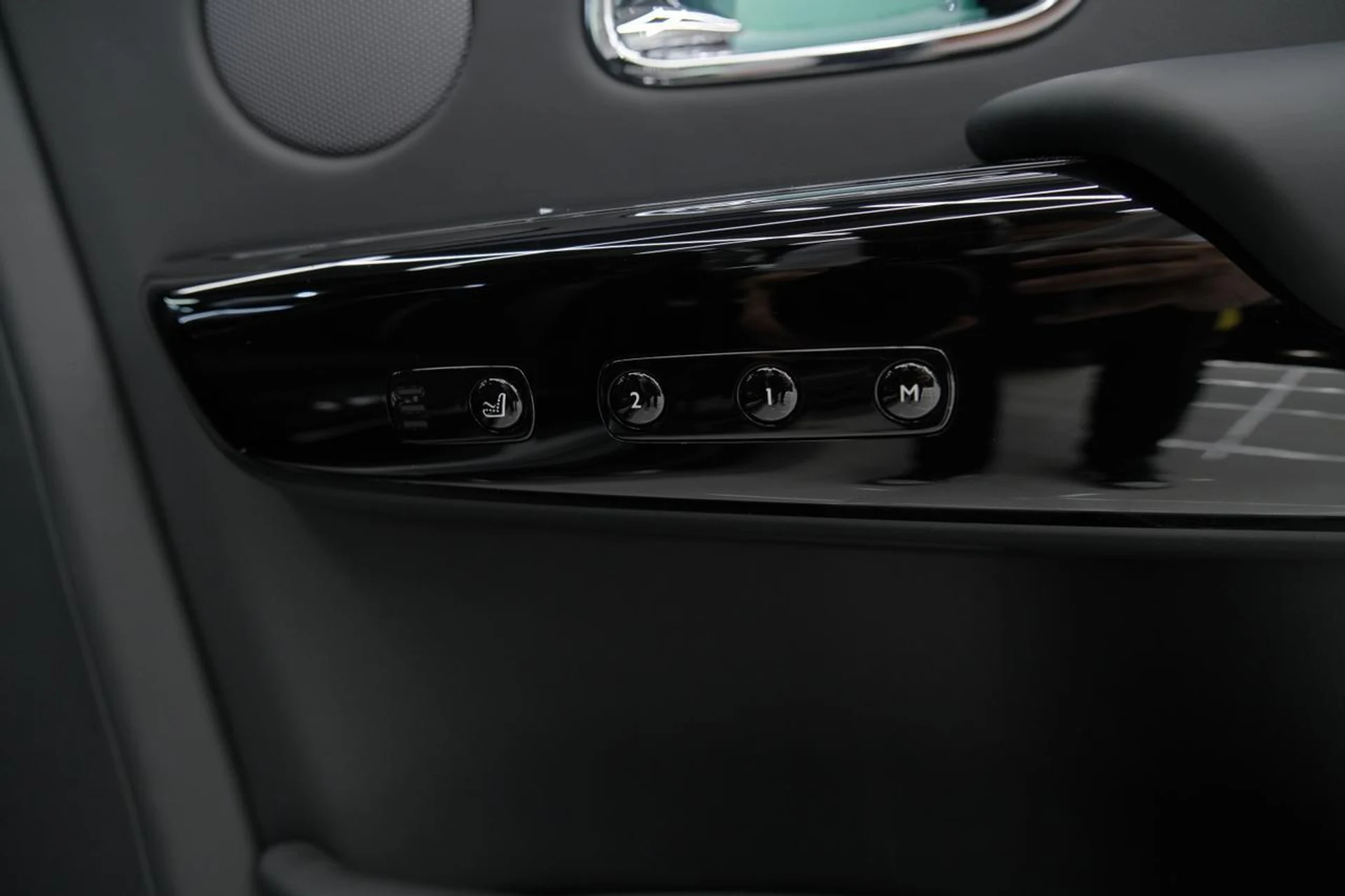 mph031_3905120234_8d4b1862eb883bdc3ea7127b8b24575f_9990f9b09c