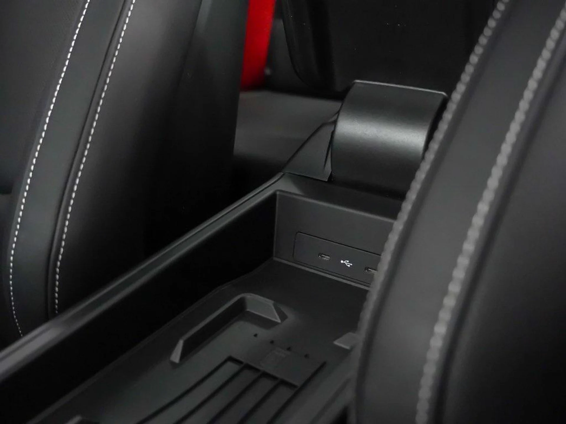 mph031_3922913107_H_Bi_P2g_Mlsw_Ad_od_I_Uzx7e9vm_CE_c6cd4b4617