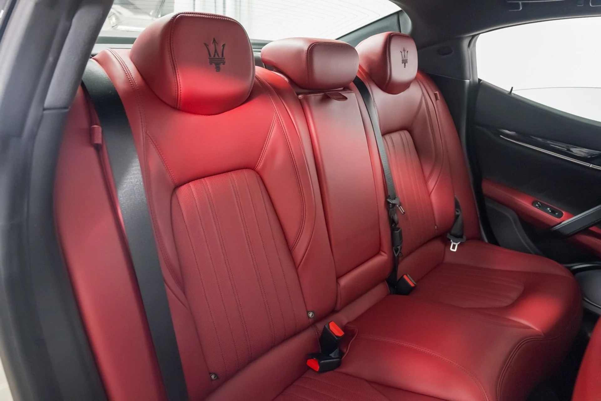 mph031_3924088547_a0e1f1636144470c93eeee2a8261b29d_397483fd2b