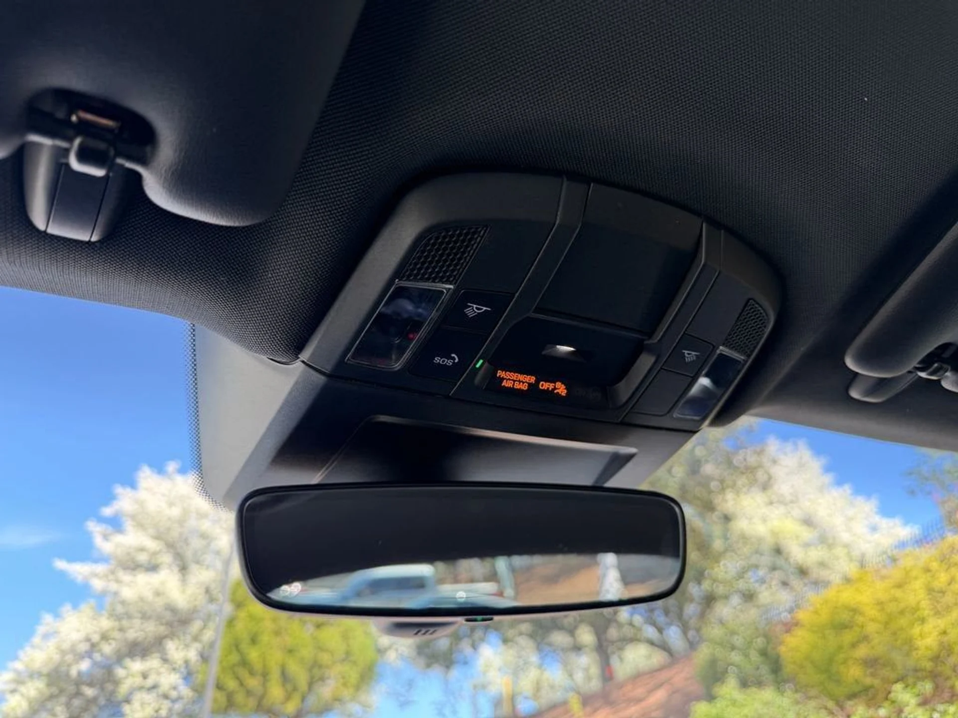 mph031_3930896671_395731c74bfc49cb9fb9d5a83f27bab8_01c0df06eb