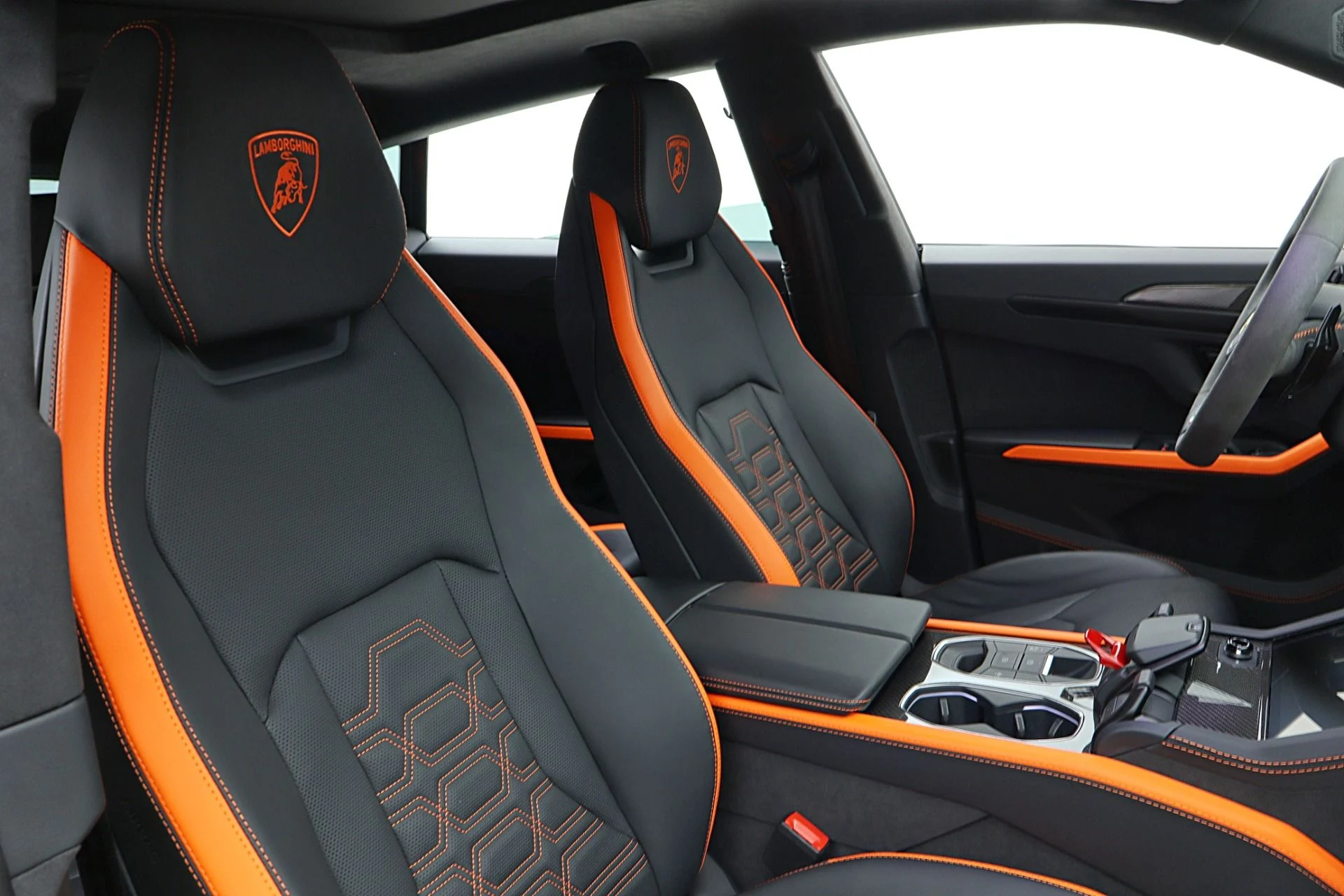 mph031_3931039845_Used_2025_Lamborghini_Urus_SELEASE_OPTIONS_AVAILABLE_004c3f2acd