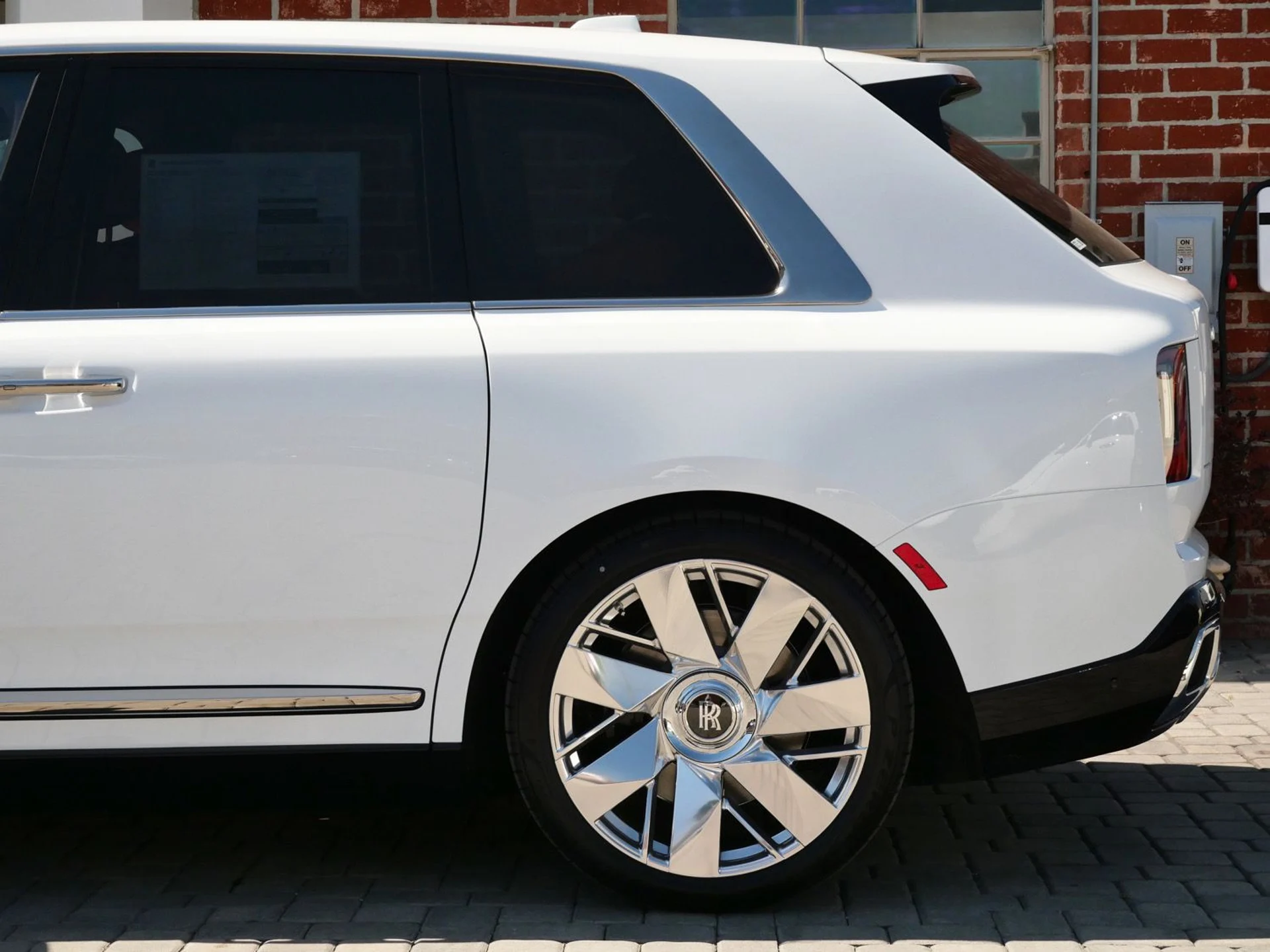 mph031_3941214577_9a53eb61ca7c84170006a2b6874ee3dbx_2b8552c52d