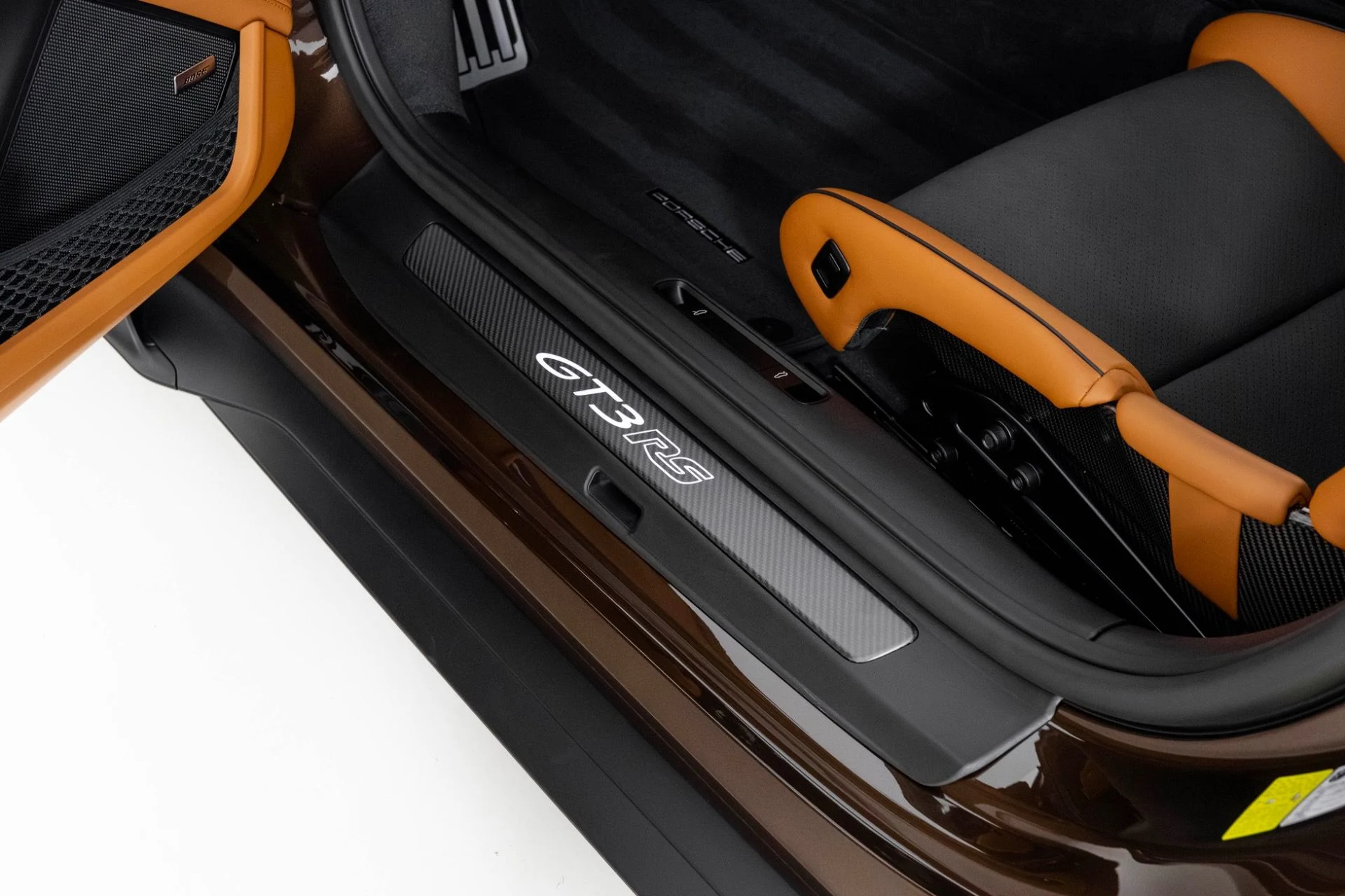 mph031_3950465549_Used_2025_Porsche_911_GT_3_RS_1764185272_49c93524bf