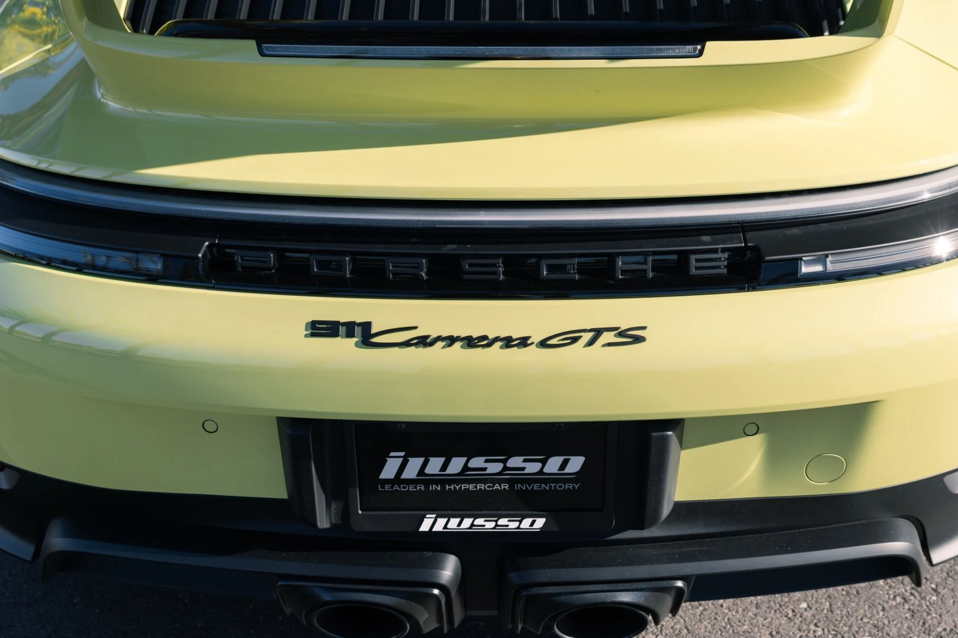 mph031_3951194584_Used_2026_Porsche_911_Carrera_GTS_1774467172_5597a213c3