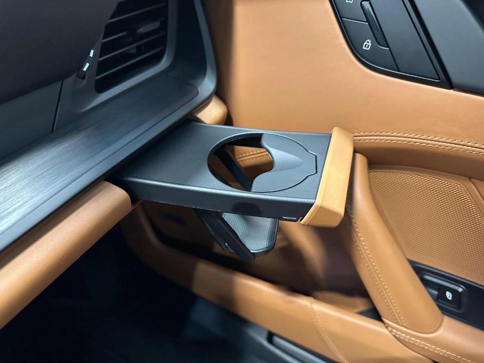 mph031_3956703274_NP_Kbt_J518u_I_Tg6ldxf_EH_Ta_YELU_bc439e689c