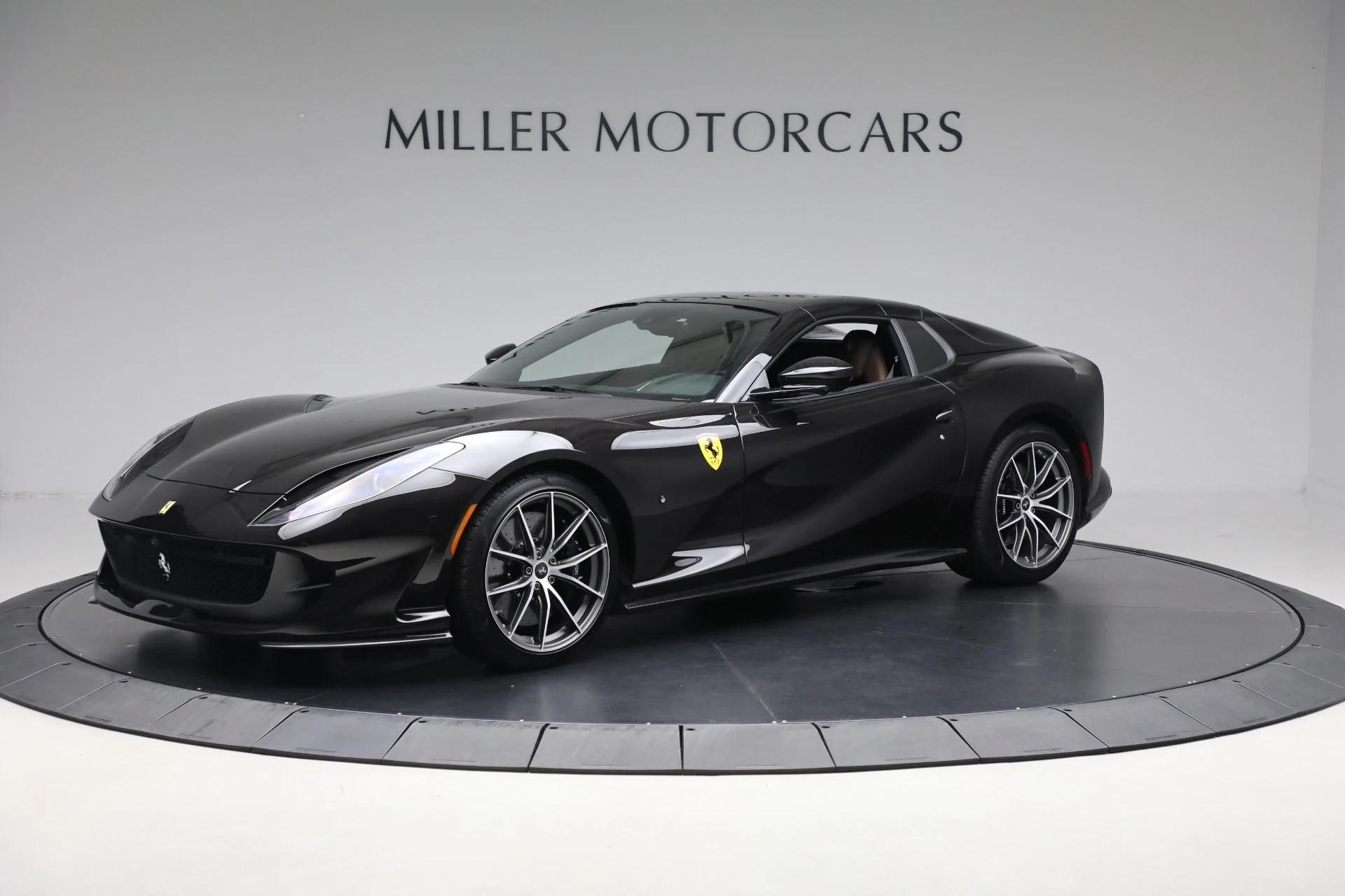 mph031_397085555_Used_2023_Ferrari_812_GTS_f1c20408b8