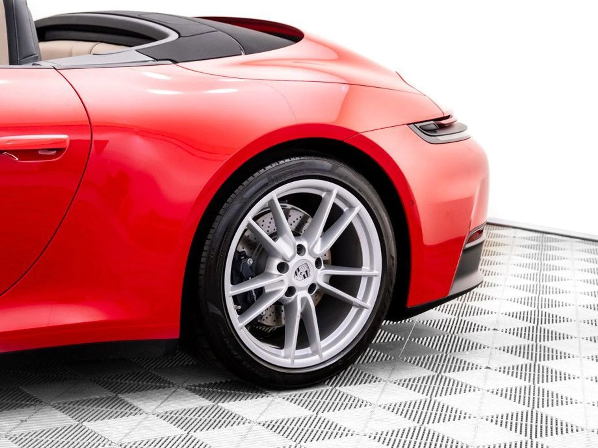 mph031_397122221_bc7551dac393796eb723bebc9985da60x_a51ac83cf2