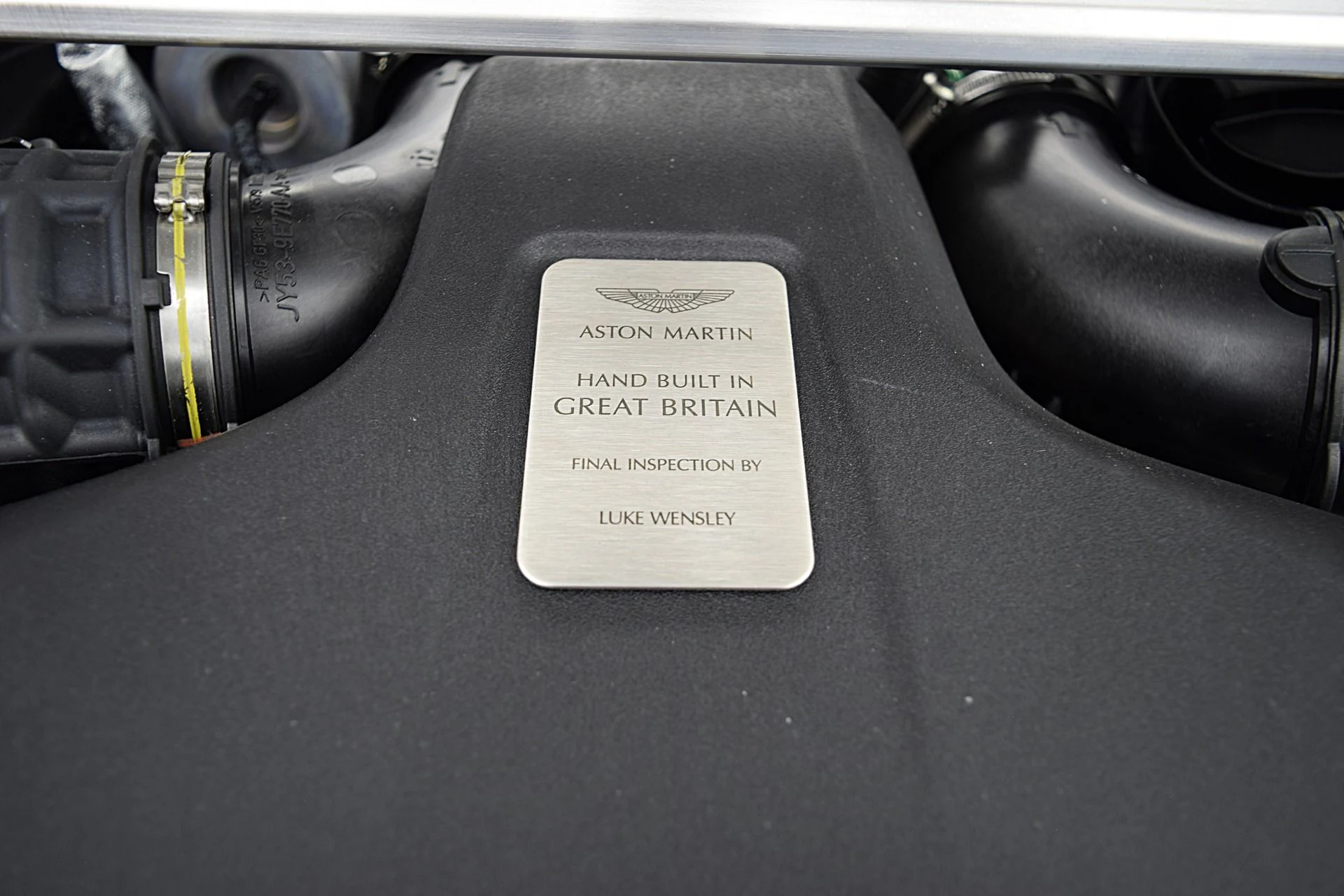 mph031_3973633134_Used_2023_Aston_Martin_Vantage_Roadster_0fa688a677