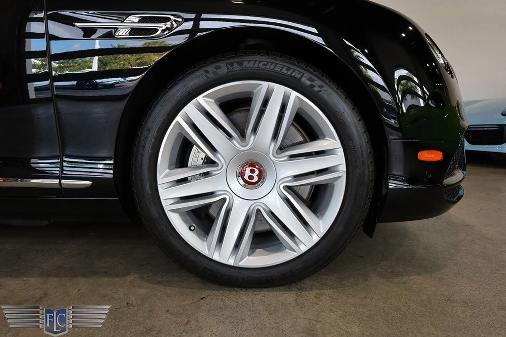 mph031_3980973543_used_2016_bentley_continental_gt_2drconvertiblev8_9689_22989048_32_1024_2194b69bbd