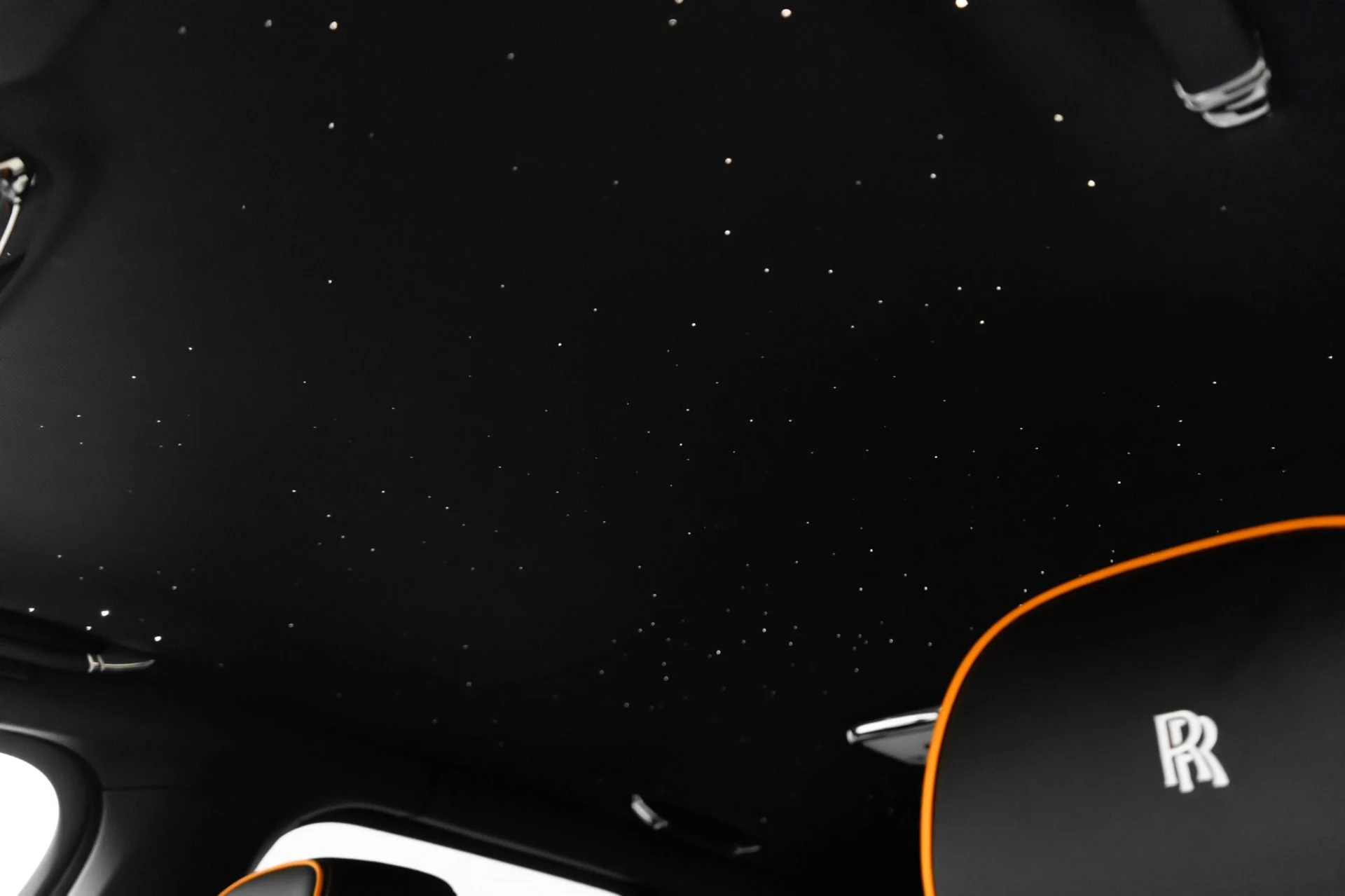 mph031_400183903_Used_2026_Rolls_Royce_Cullinan_1765925177_25f6b51fd9