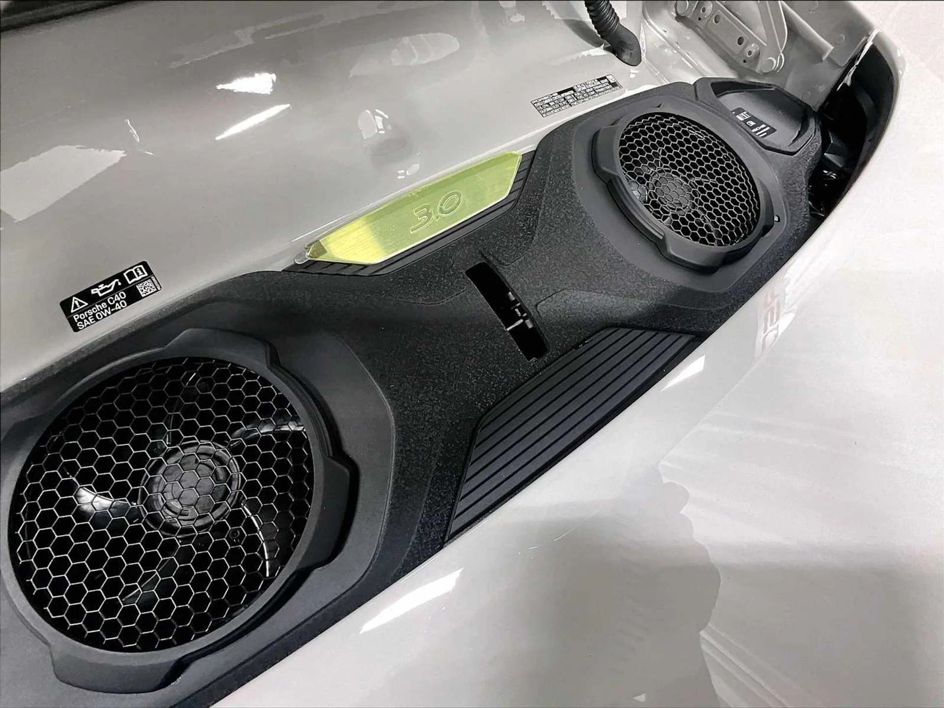 mph031_4003084972_e28d3497cb50add66522622f9888e617x_6674b7bb27