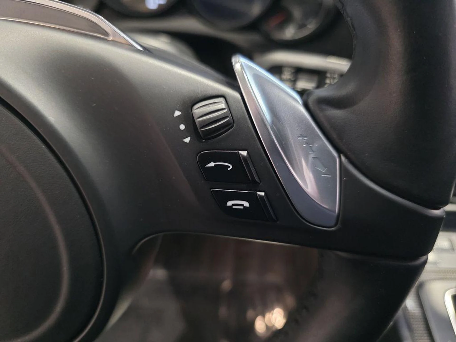 mph031_4012654461_iol_C6r_Iu_IU_Io3_RDQTRUQ_Vj_Wj30_15f62c7371