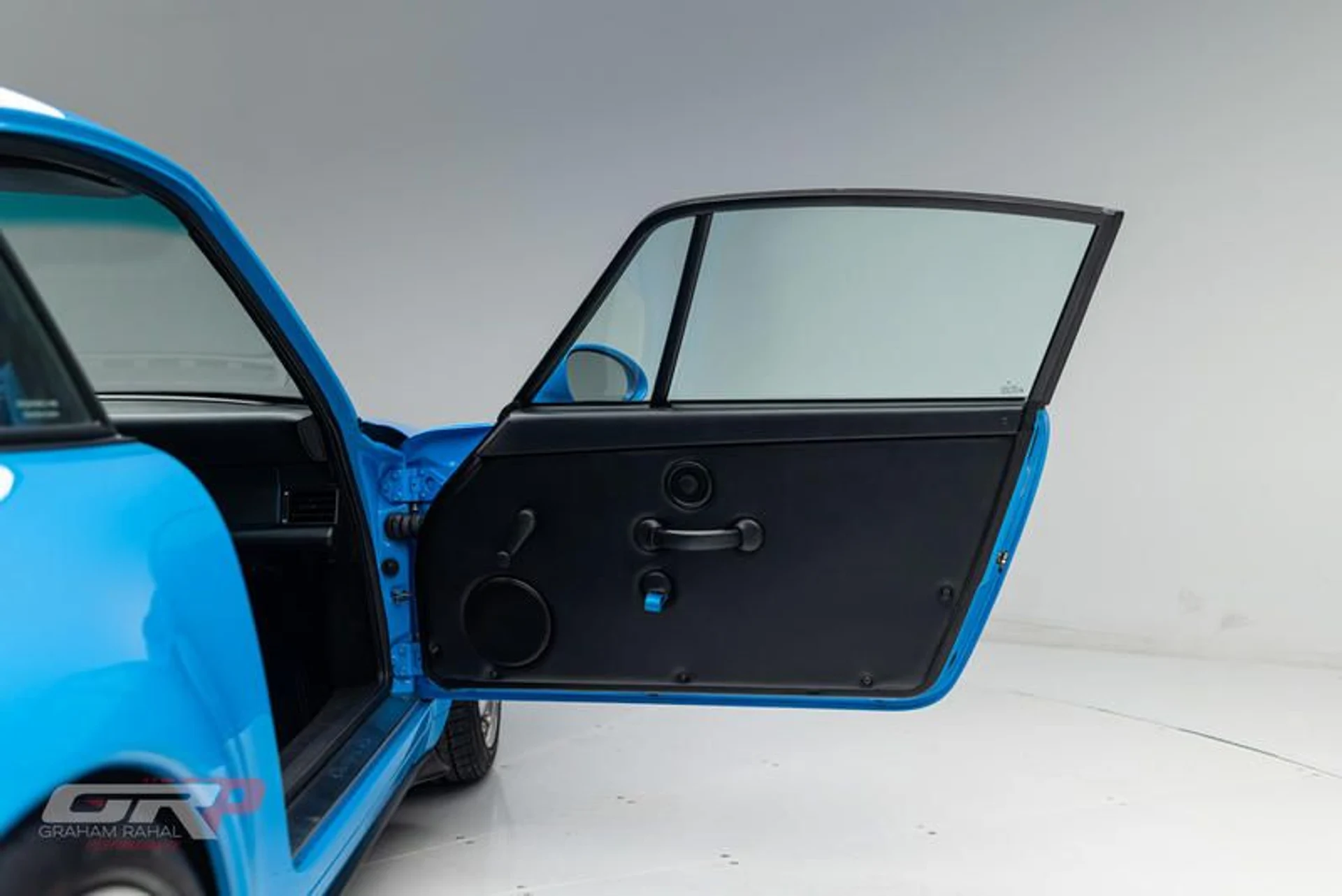 mph031_4018999442_B94_C344_E_841_C_4_C6_D_93_BC_BCE_604350_A95_65ad0bfbfb