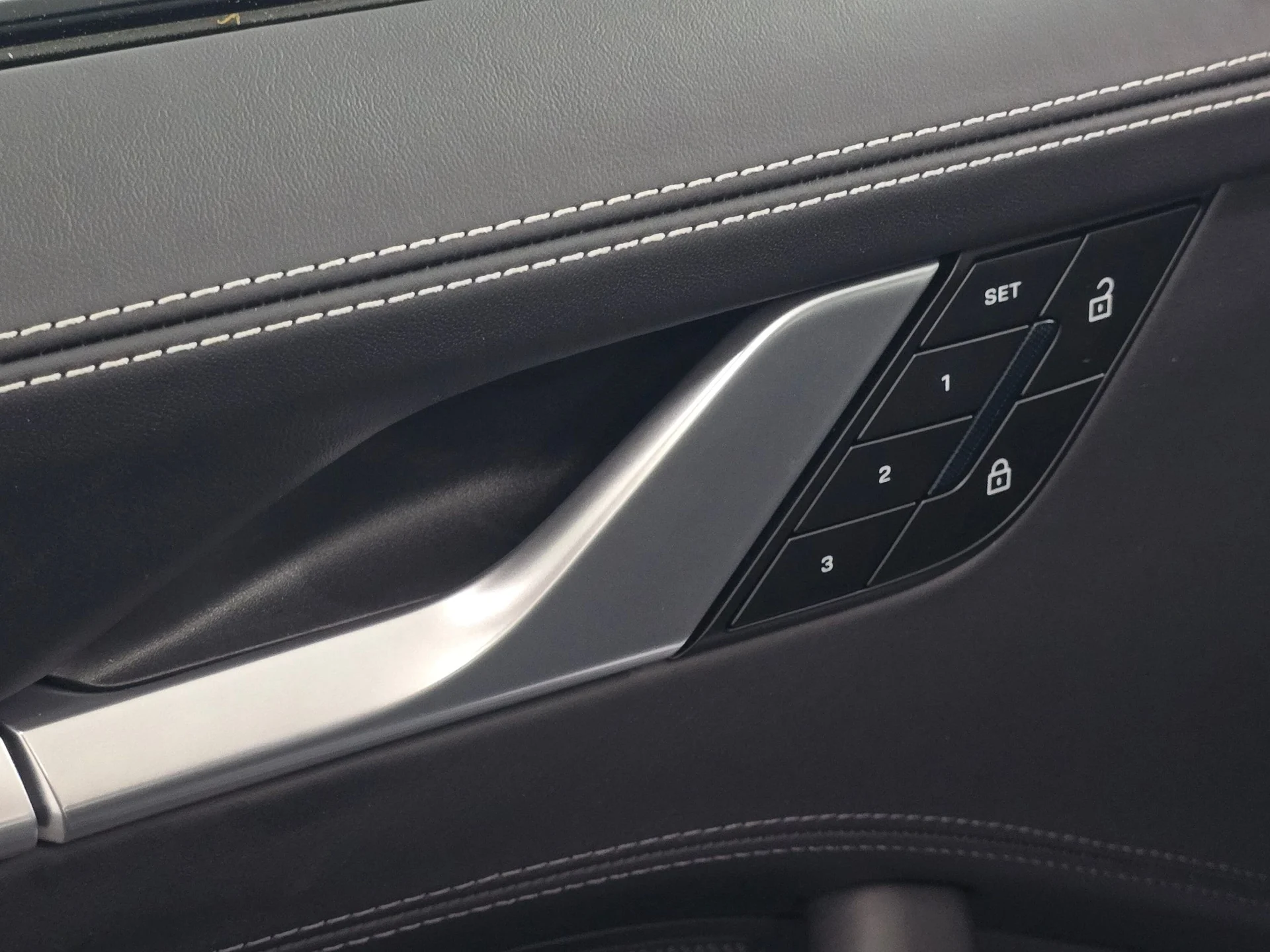 mph031_4024232252_527a2580b7a4d876b16b137c031de44bx_7793dd0b77