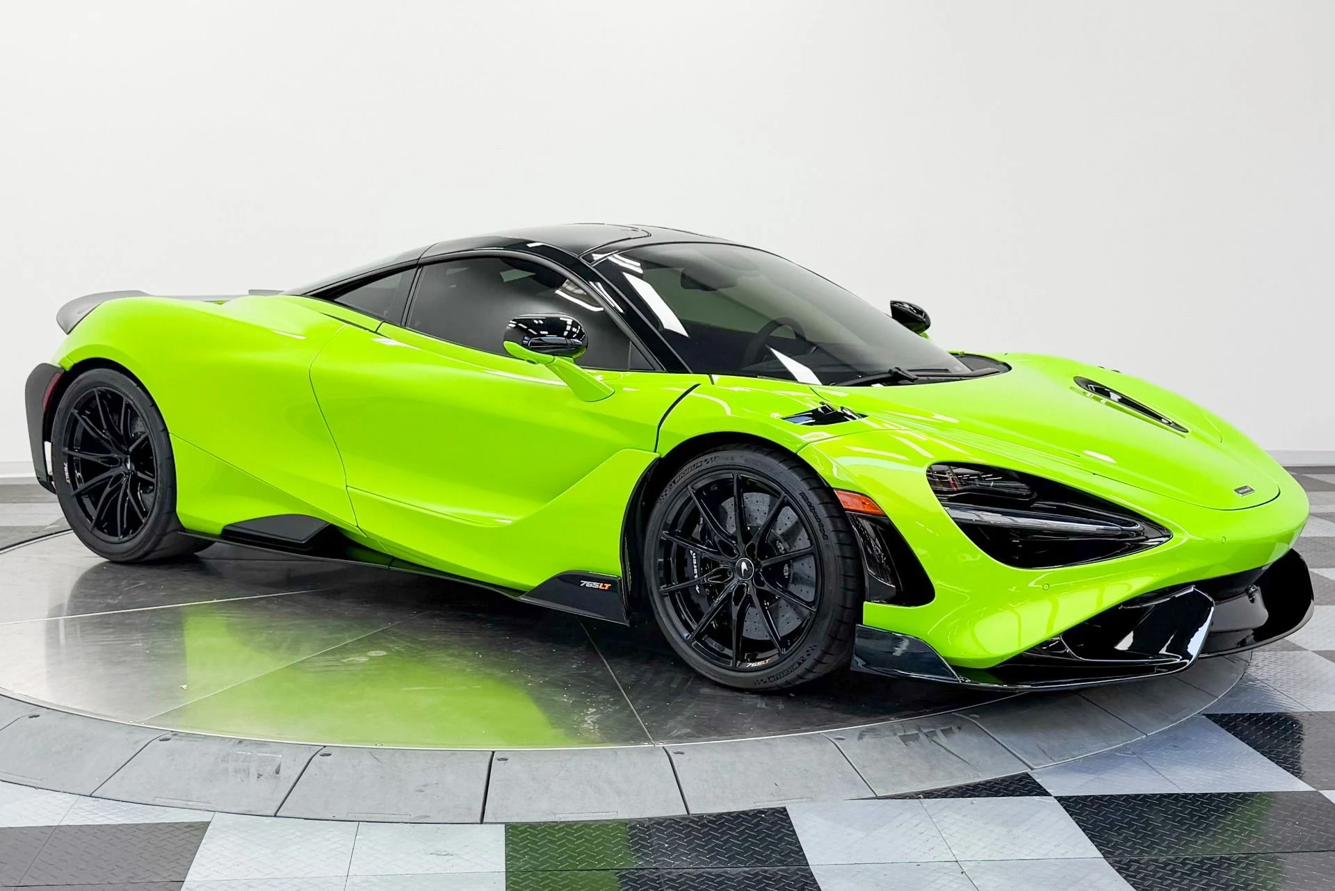 mph031_4029428599_Used_2021_Mc_Laren_765_LT_MSO_Paint_73_of_765_Built_1782927461_b26729ba6e