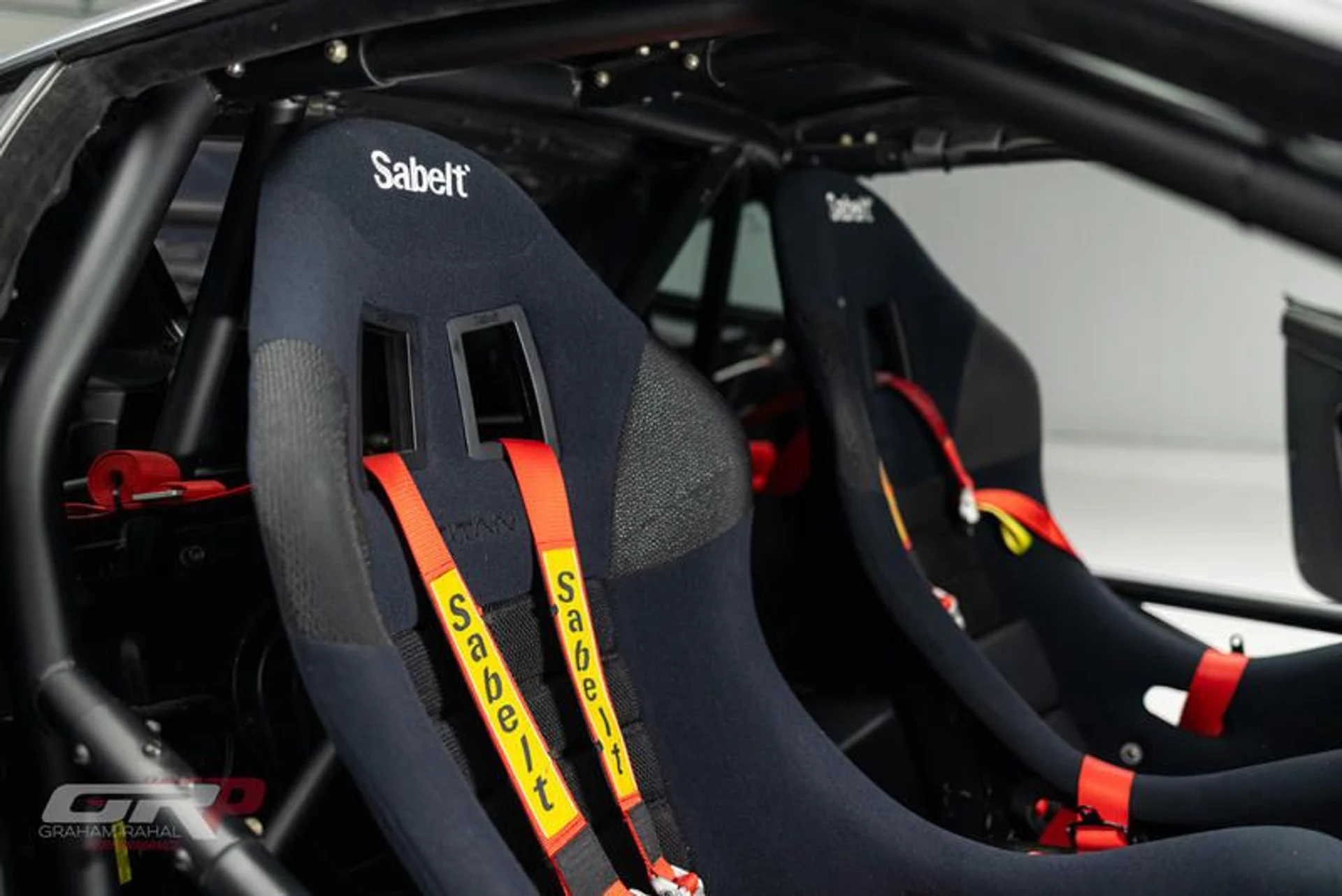 mph031_4032225150_17806_AF_2_9_E04_49_E8_8996_65_F14_F3_CF_6_E9_a0e700f9ba