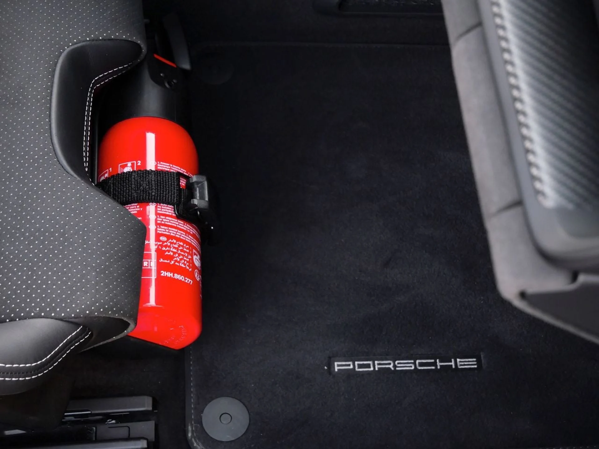 mph031_4032786065_0239eaa591244e146cc5f011292cc5d2x_a2ad811143