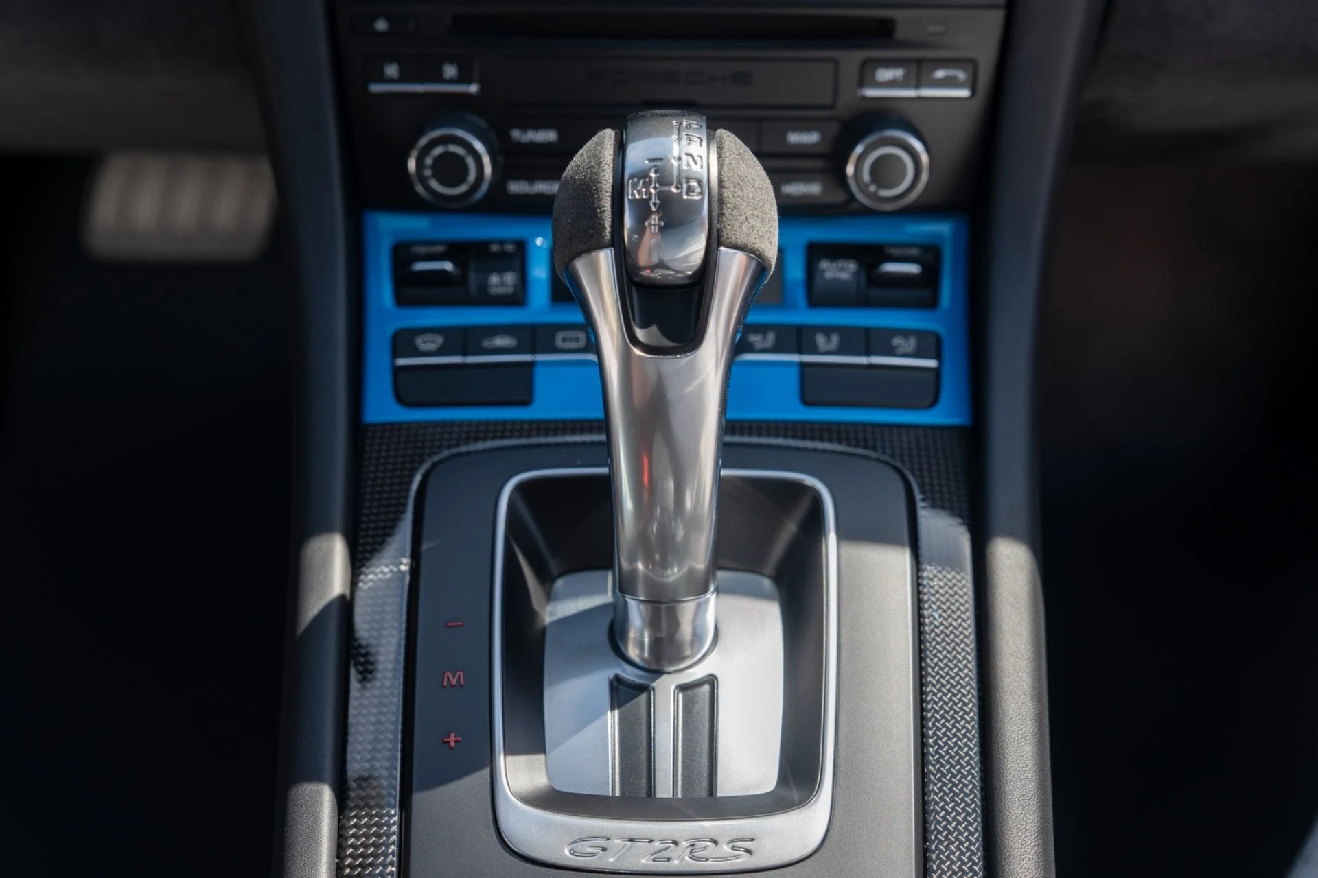 mph031_4043923741_Used_2018_Porsche_911_GT_2_RS_1791309736_088fd6bc5f