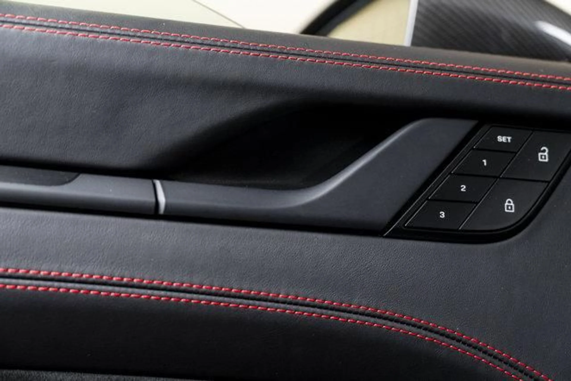 mph031_4053088381_Ta_Sj_XSM_8_M_Xe3ta_Y4_Qo_J7_Lrxuq_LY_c331843226