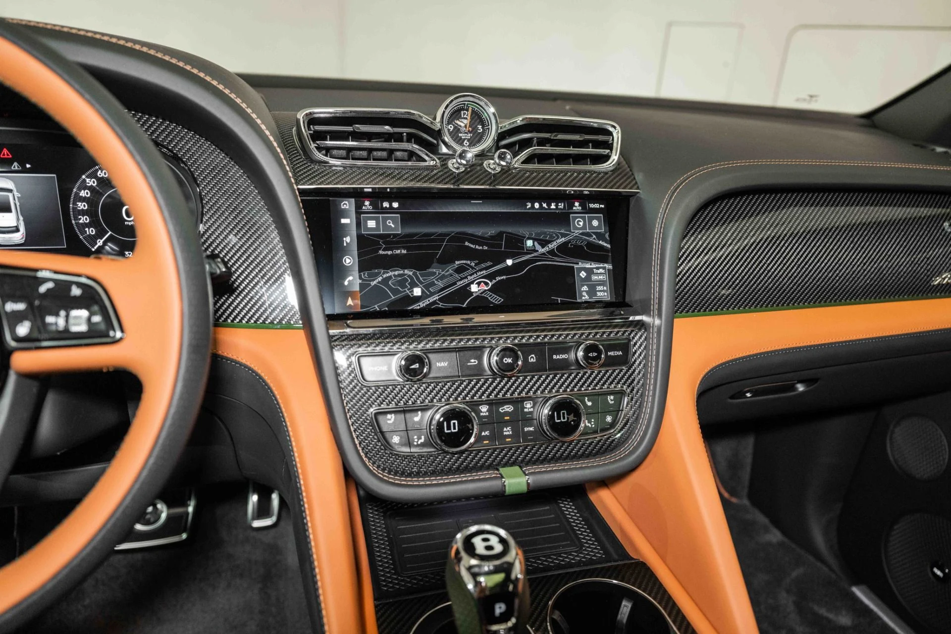 mph031_4055518063_Used_2024_Bentley_Bentayga_EWB_Azure_V8_1718899287_76b737d126