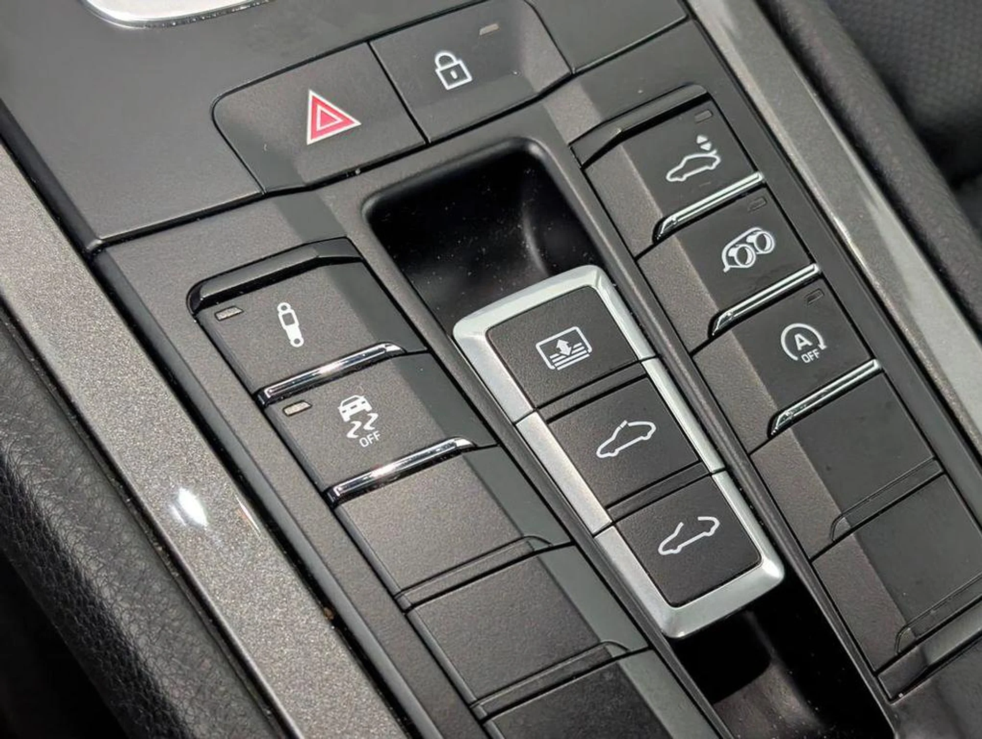 mph031_4056500306_o_g_BHC_2cb_Z8fe9_W52_K_Ldtlg9e_I_1f2f2405f3