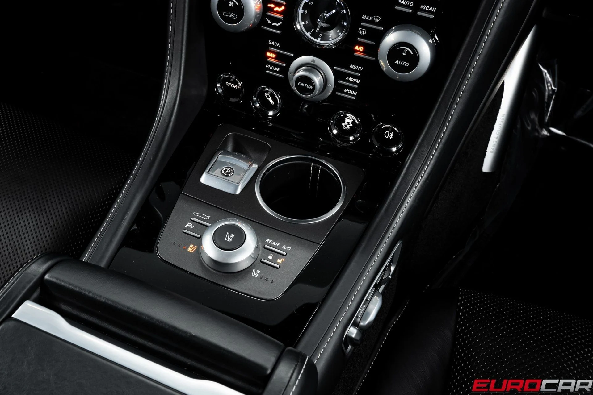 mph031_4060995889_image_32_8da0415ed0