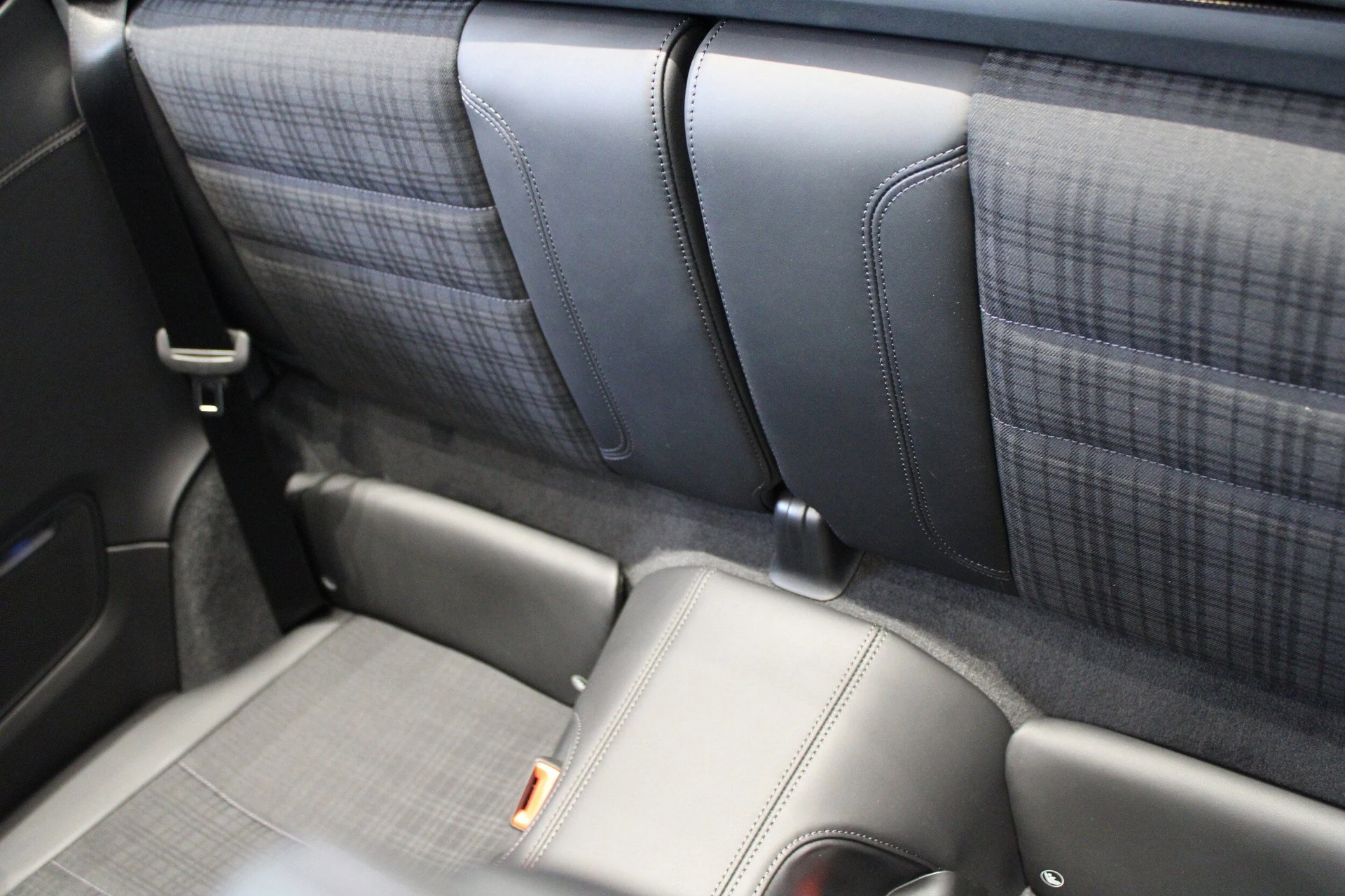 mph031_4065057126_4620fbe34a888fa7c06b18486a852737x_48cedab064