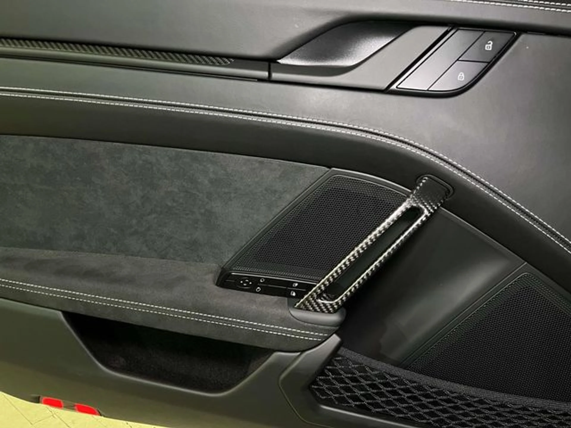 mph031_4067275801_5fc6edc92186429bc4584290f909e549x_c3caadd556