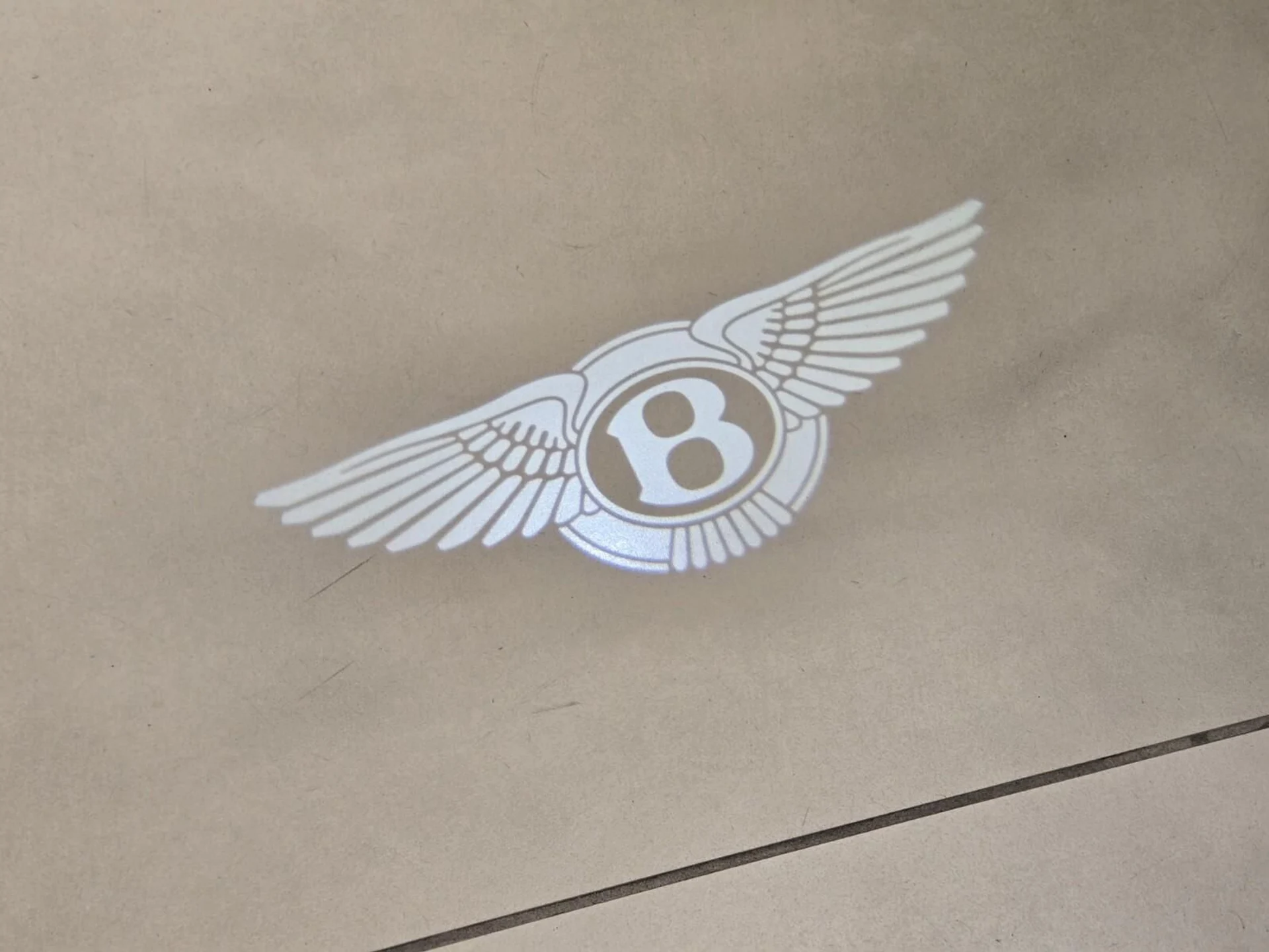 mph031_4071353481_Used_2018_Bentley_Bentayga_1760597656_0c29eba82a