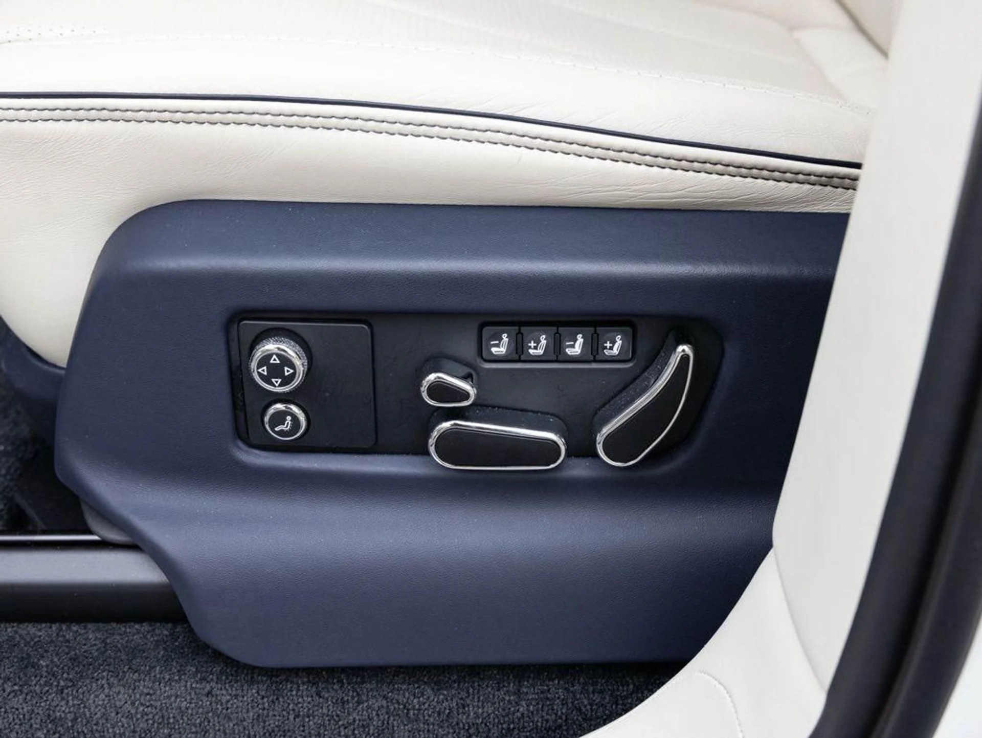 mph031_4074676206_505919897_69c7d819966ffa5d8dbef1c2_24a132e2d3