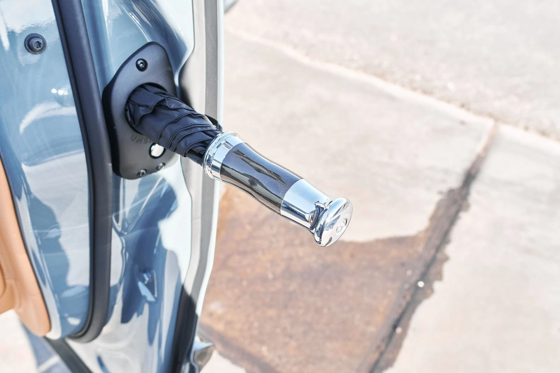 mph031_4082450389_Used_2025_Rolls_Royce_Cullinan_Base_1766020379_22bee44d4a