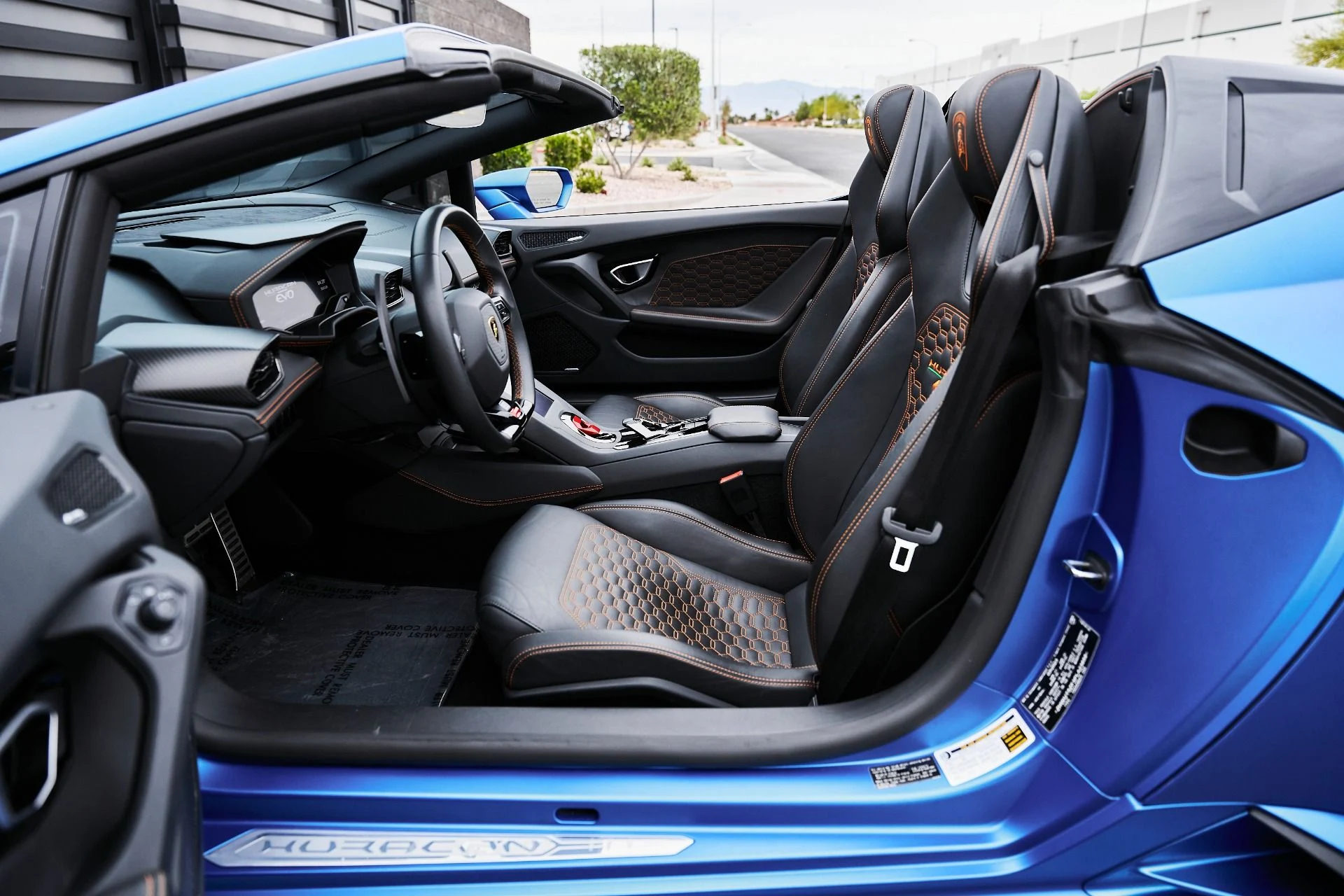 mph031_4083472049_Used_2023_Lamborghini_Huracan_EVO_Base_1775006659_de5cb163ce