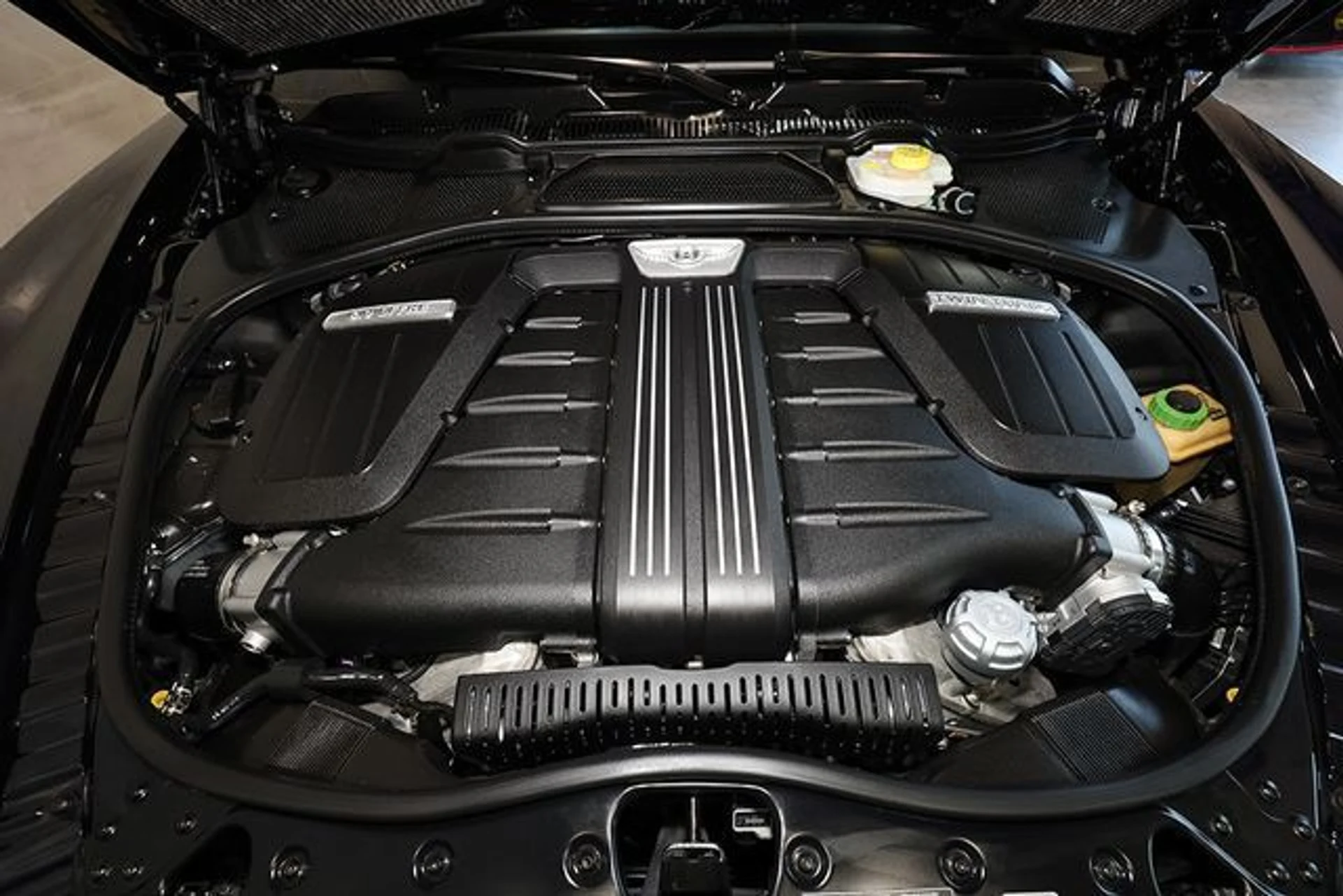 mph031_4091780599_used_2015_bentley_continental_gt_speed_convertiblegtcspeed_9689_23043026_36_640_705f80e42c