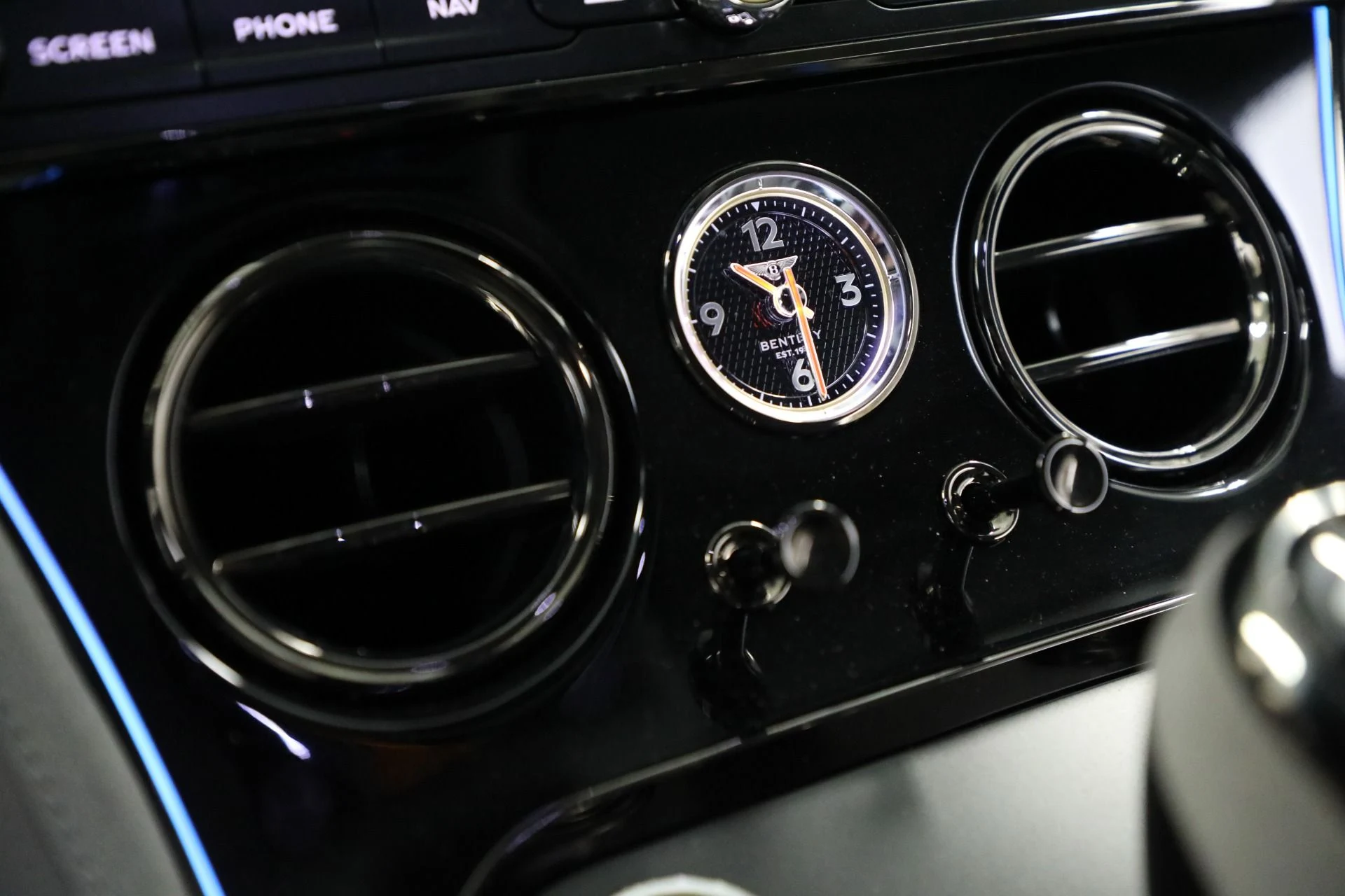 mph031_4098477288_New_2025_Bentley_Continental_GT_Speed_First_Edition_ba81233618