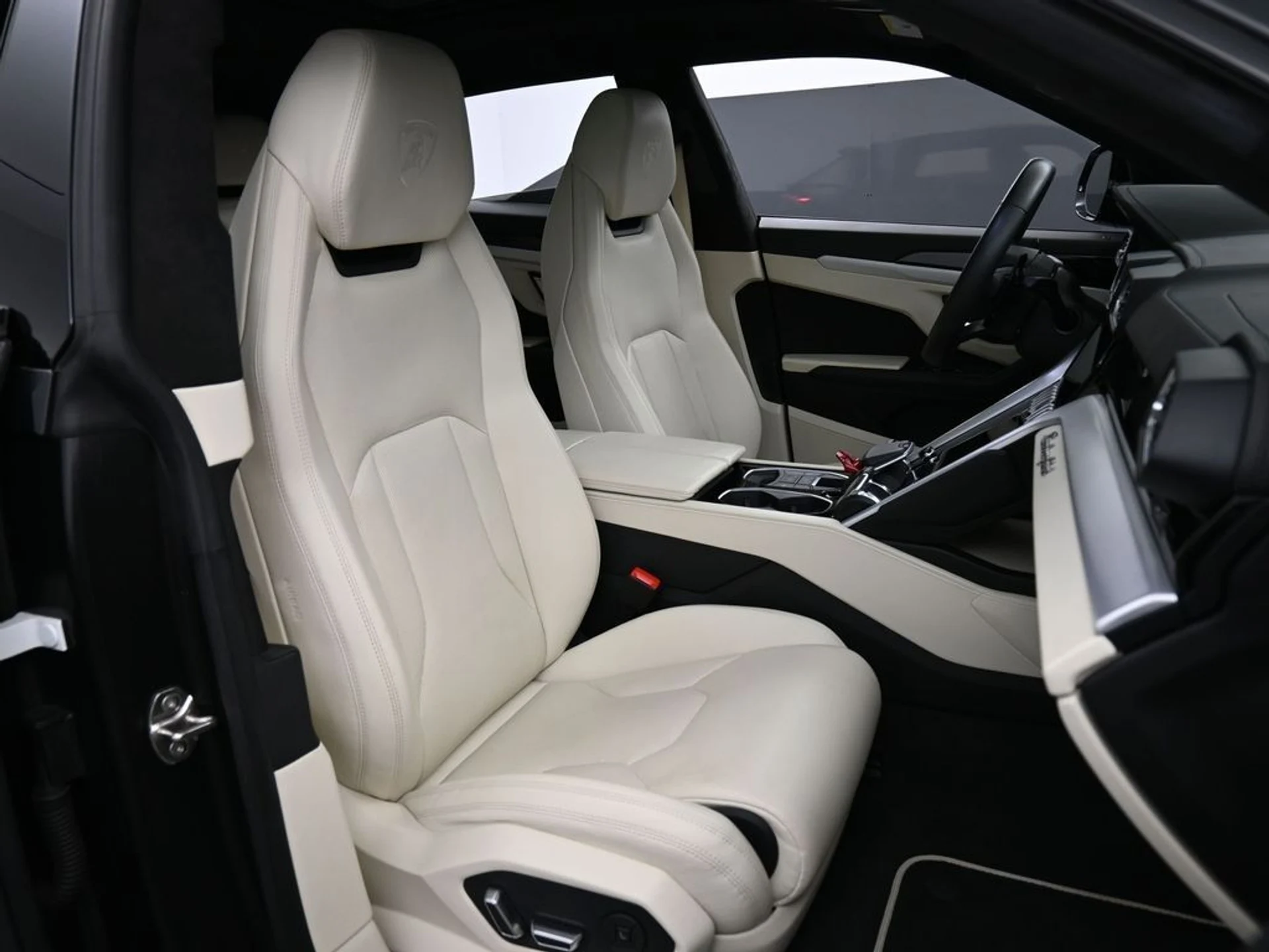 mph031_4100690509_b12a60ace03e644027dd6267f0fb79fd_ca46e0939b