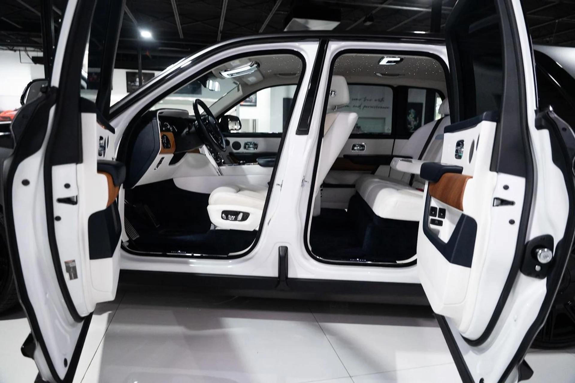 mph031_410239611_77a50f5e876cd3b4a1279a3c74bf9091_cd60ab23f4