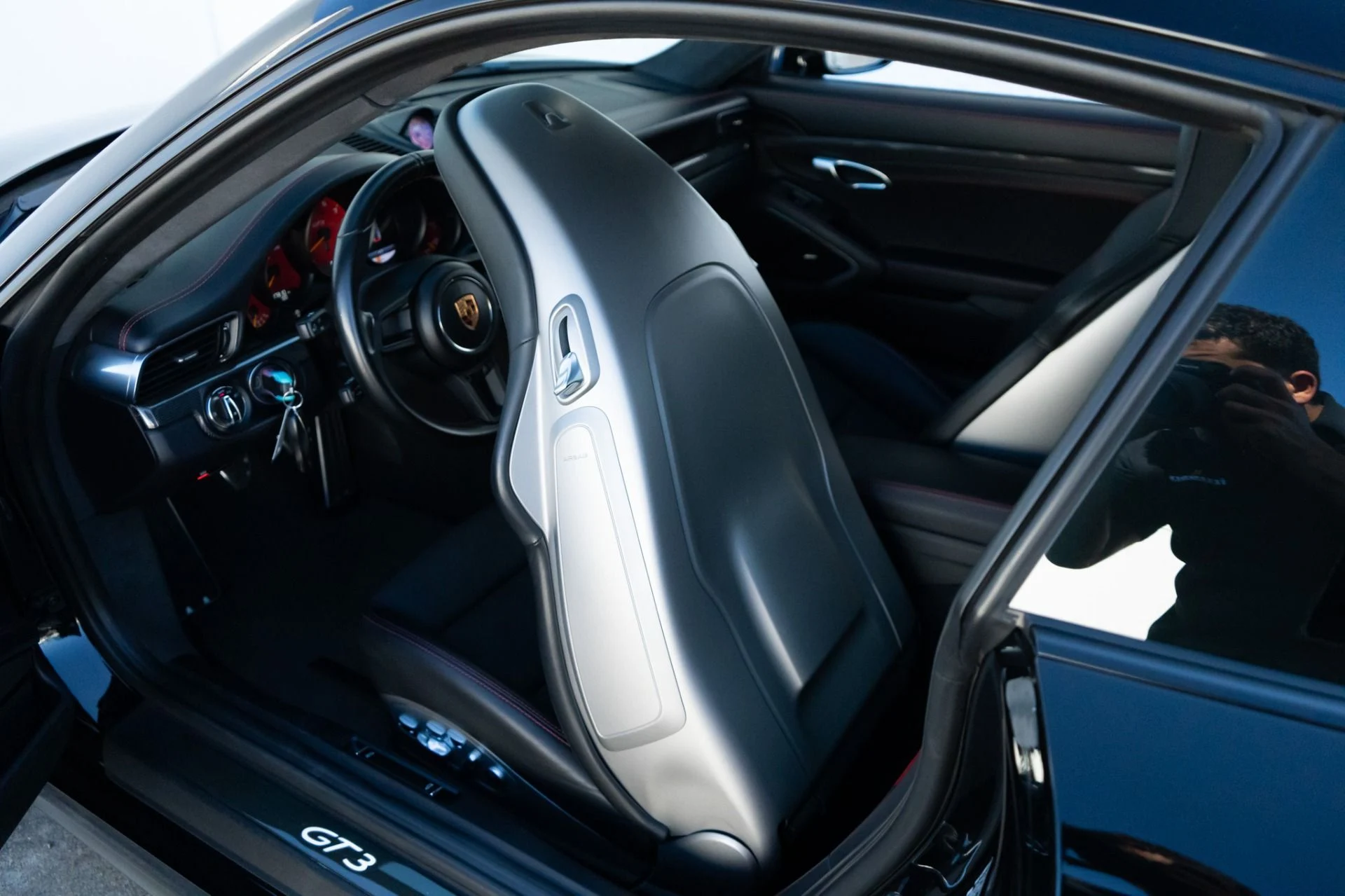 mph031_4104839923_Used_2018_Porsche_911_GT_3_Touring_1787008585_c0e7a11483