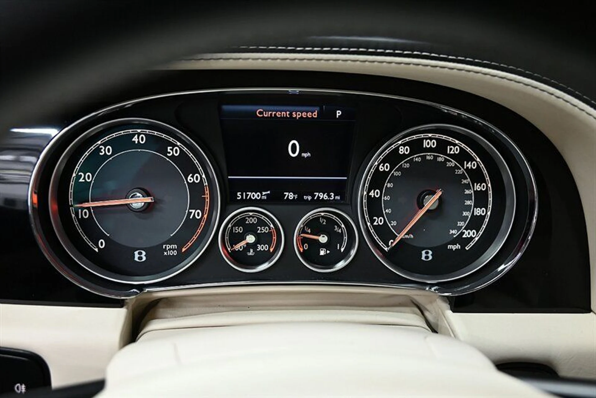 mph031_4108116664_87d57a4ccb_800_52f4e93a9c