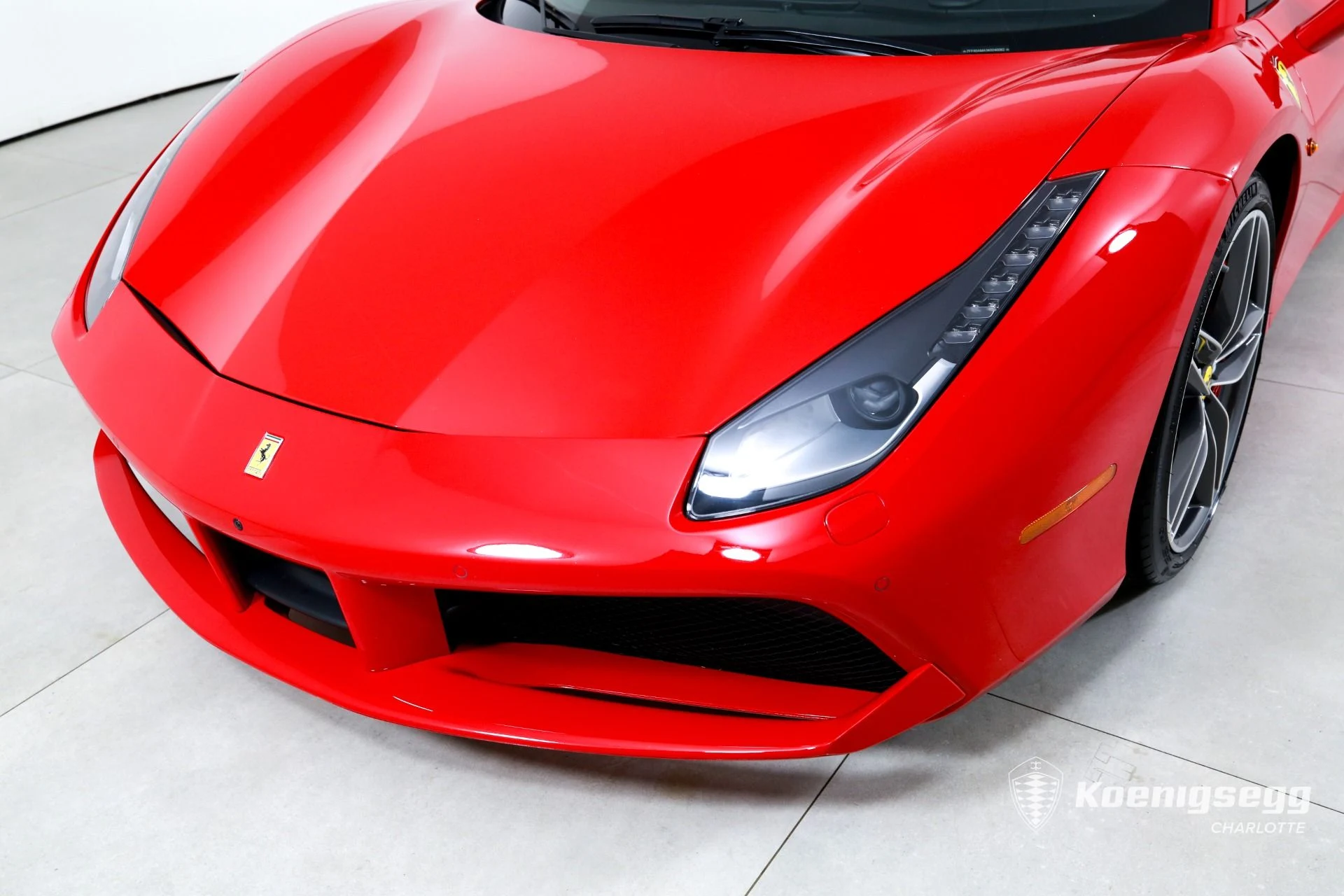 mph031_4121541843_Used_2019_Ferrari_488_Spider_1782837651_422af67233
