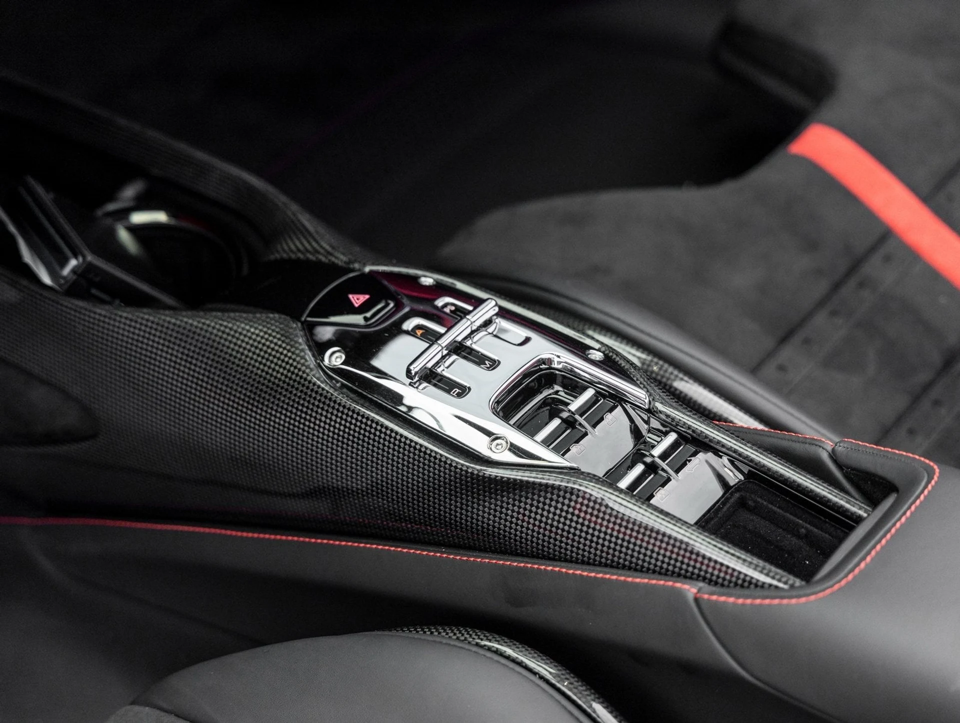 mph031_412230684_32_a01984420e