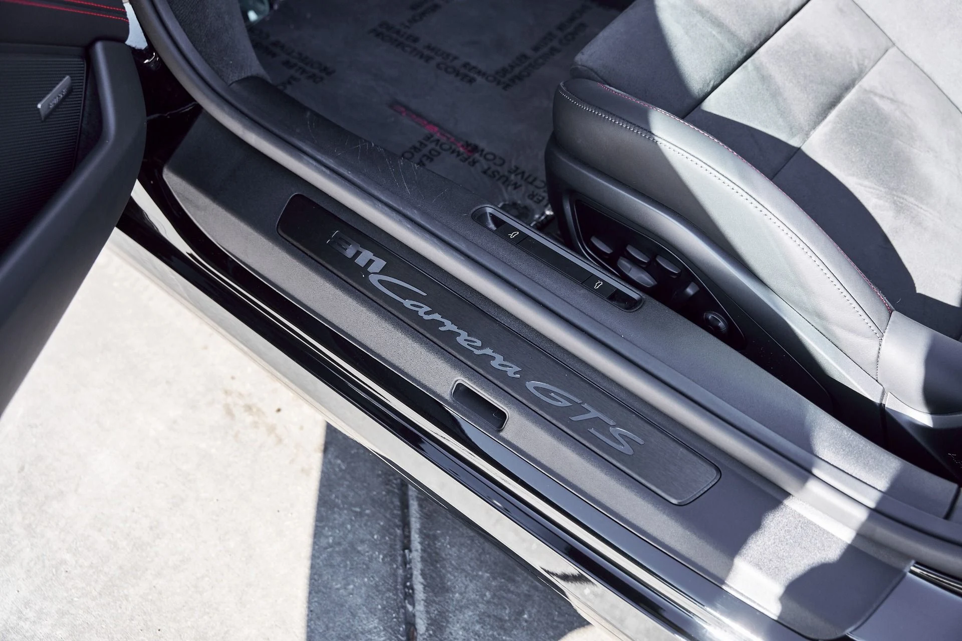 mph031_4125900736_Used_2026_Porsche_911_Carrera_GTS_1767062896_04bdb3d926