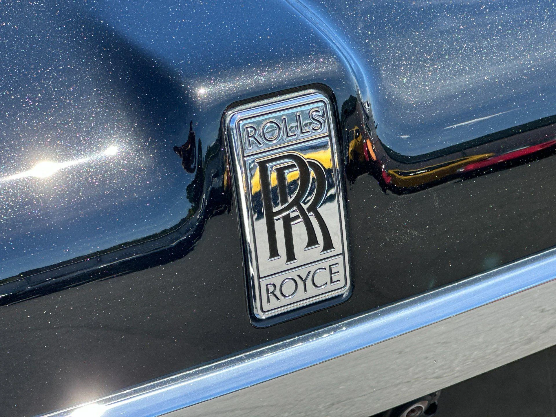 mph031_4126705804_Used_2023_Rolls_Royce_Cullinan_1777018524_76f919ddde