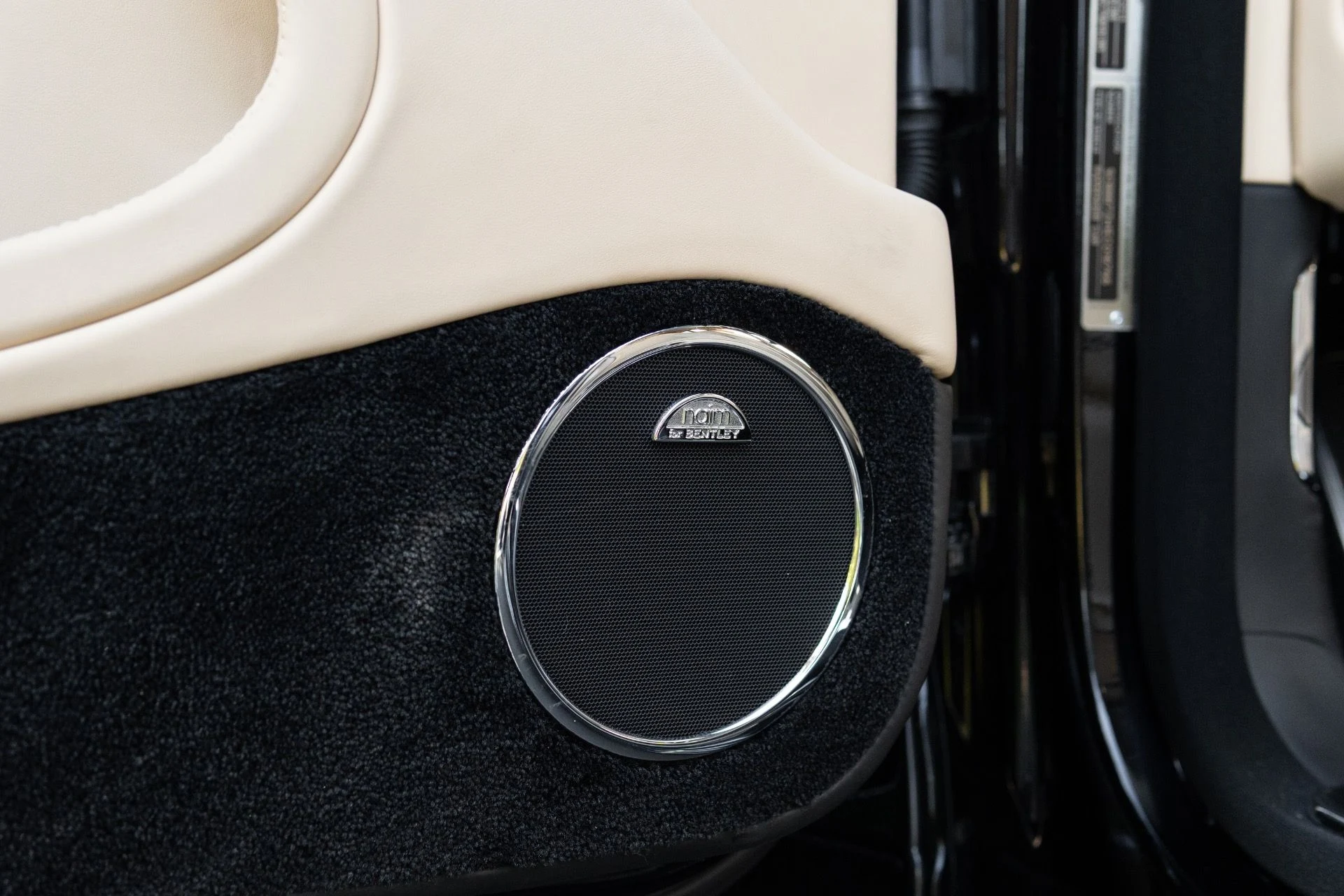 mph031_4134945505_Used_2014_Bentley_Mulsanne_1774576298_f32175bb35