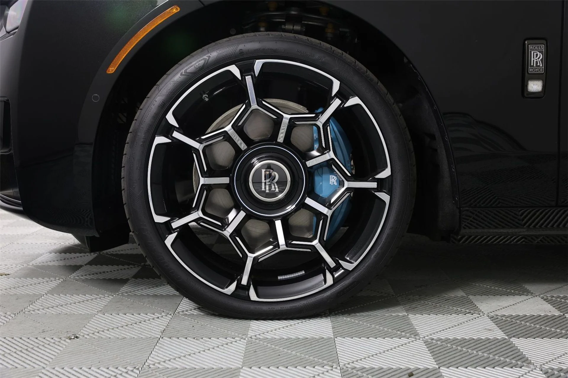 mph031_4144810542_c6f4d0cfaad93259a5b13a180191ac6b_2c6b19af67