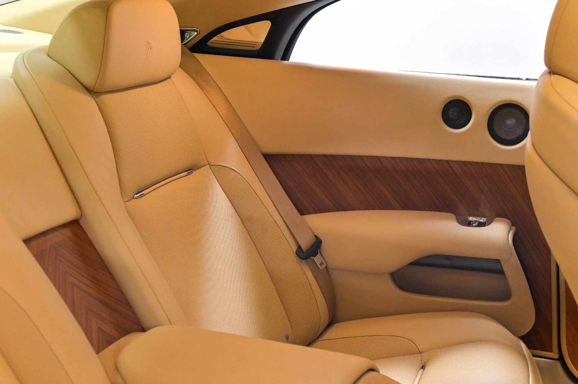 mph031_4149180509_Used_2014_Rolls_Royce_Wraith_1783020984_3fe09dcce5